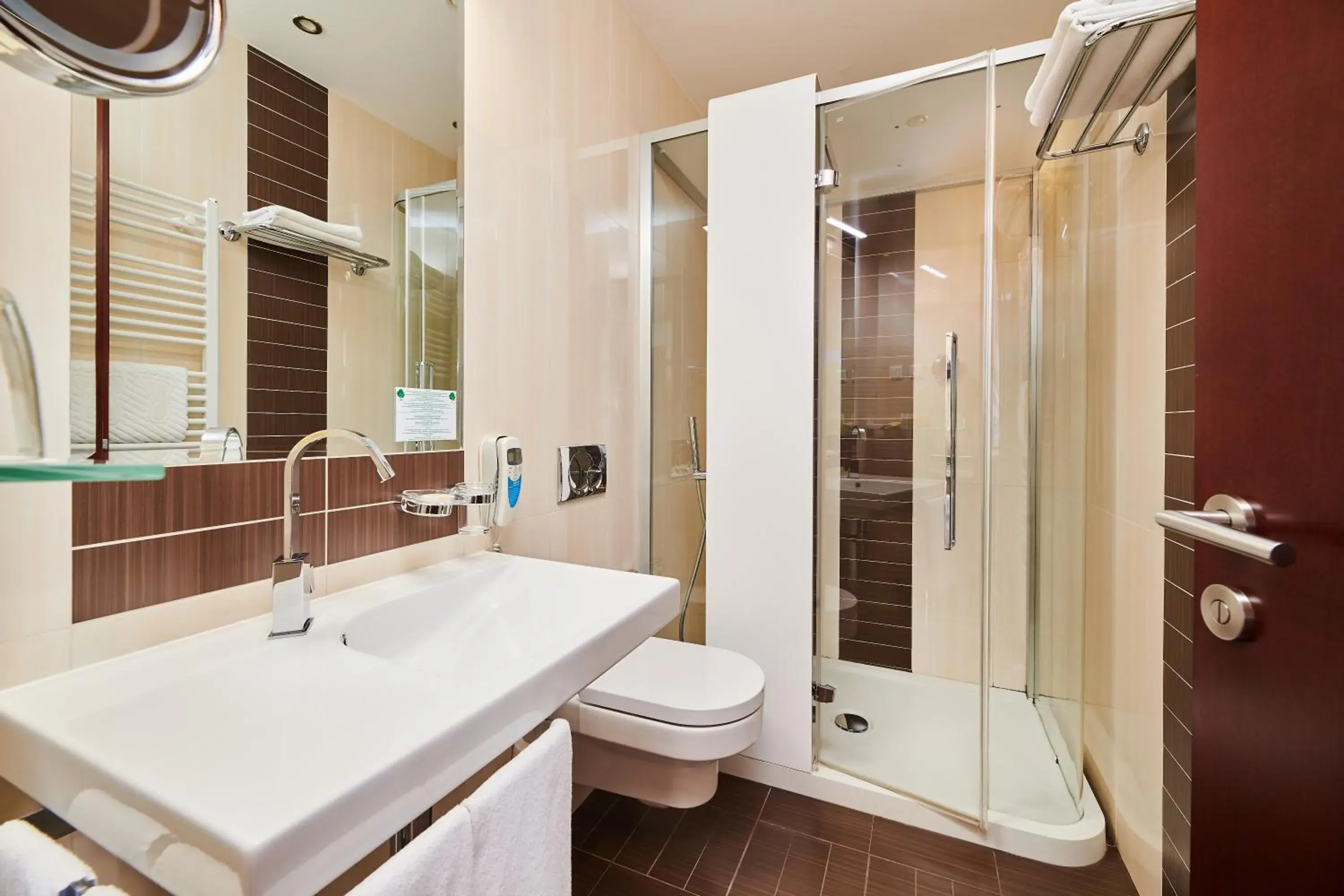 Shower, Bathroom in BO Hotel Palazzo
