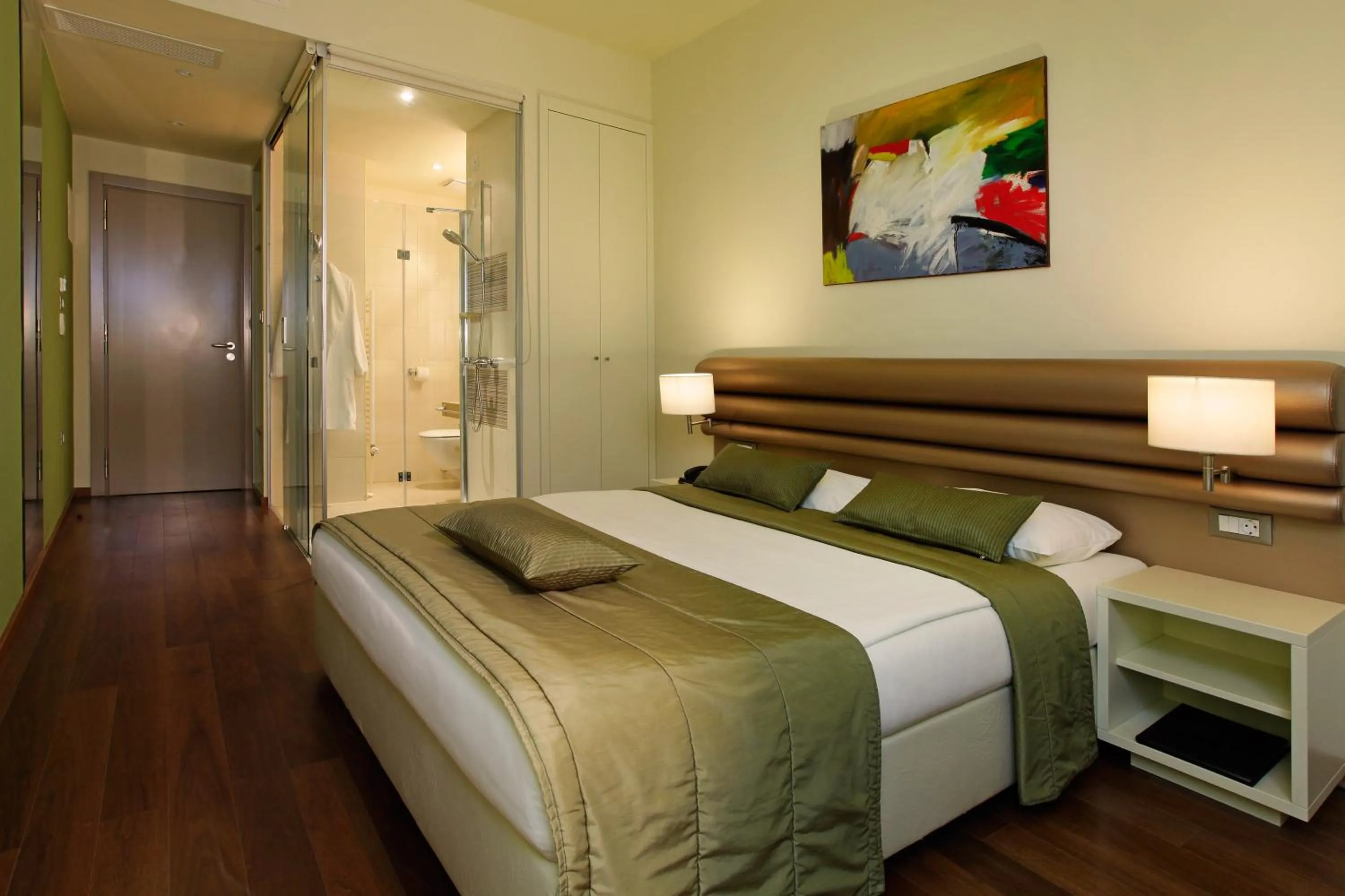 Bed in Hotel Korkyra