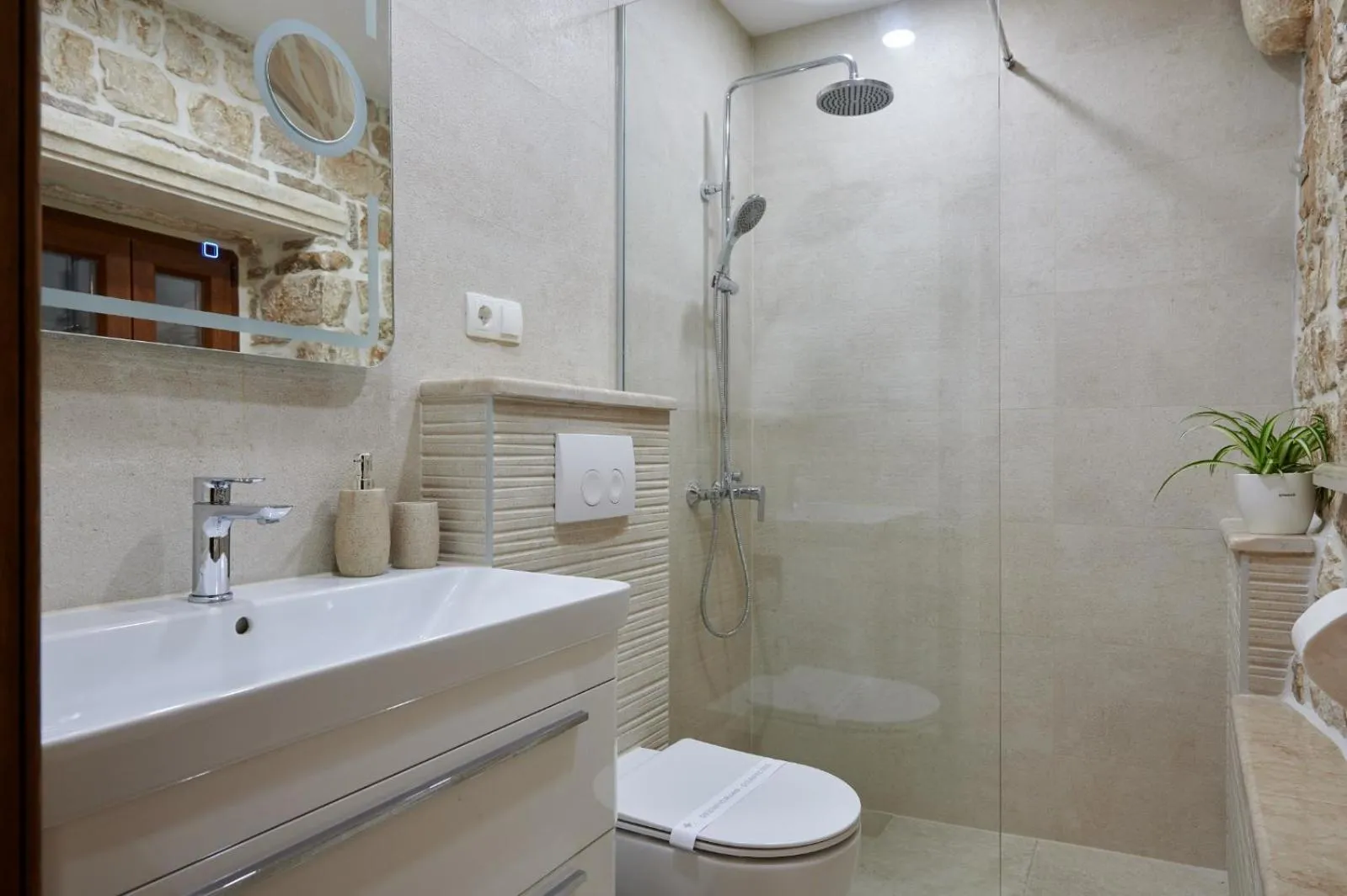 Bathroom in Villa Kudelik - Stone Story