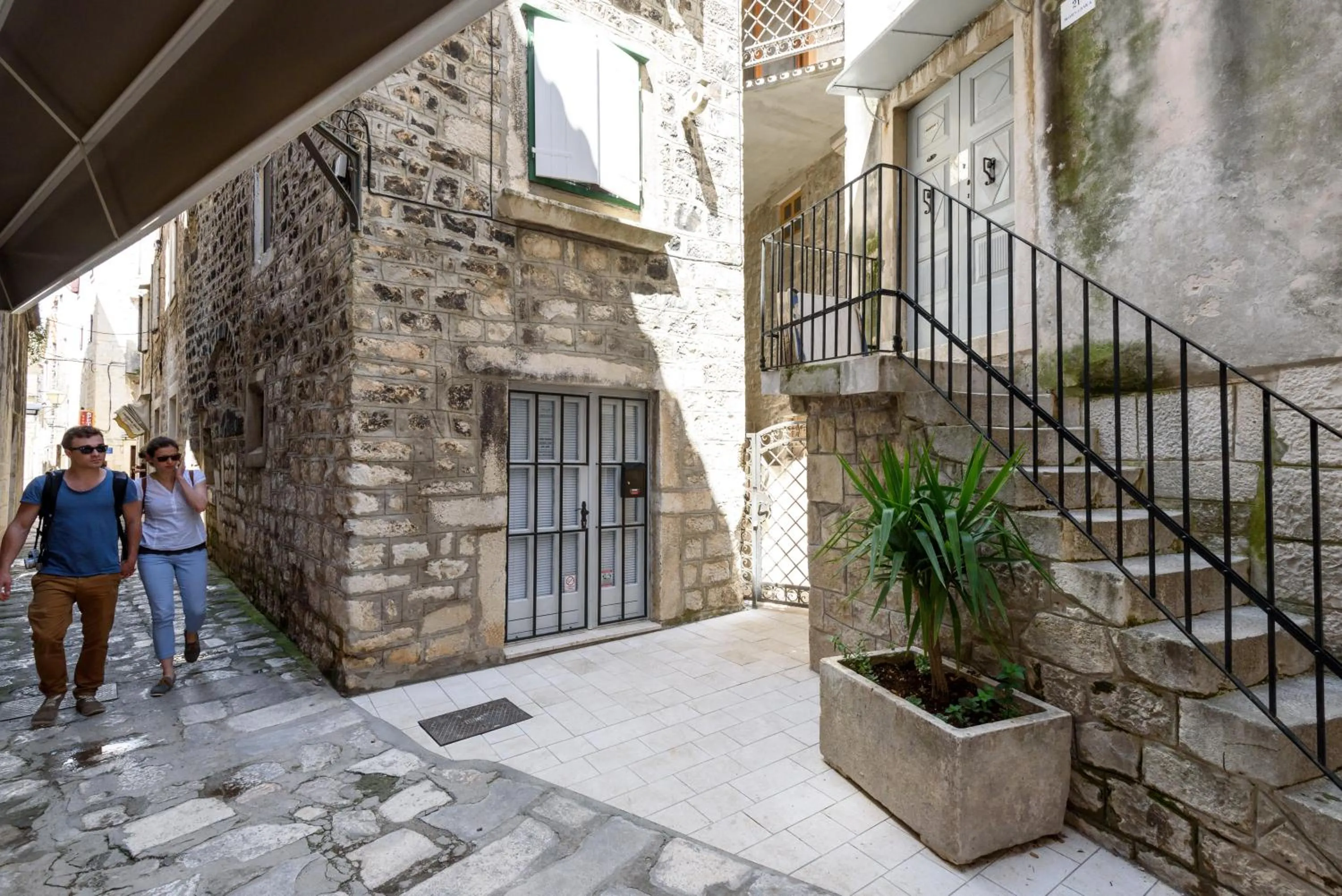 Property building in Villa Kudelik - Stone Story