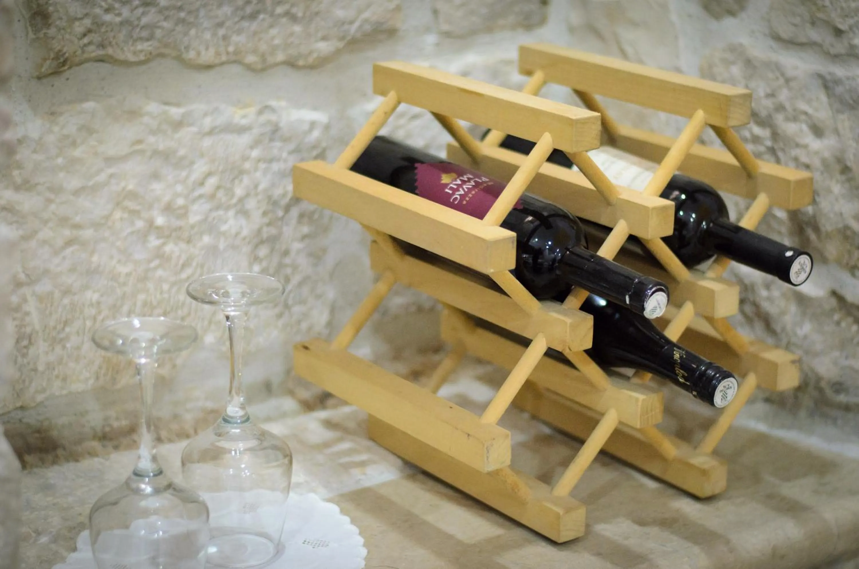 Alcoholic drinks in Villa Kudelik - Stone Story