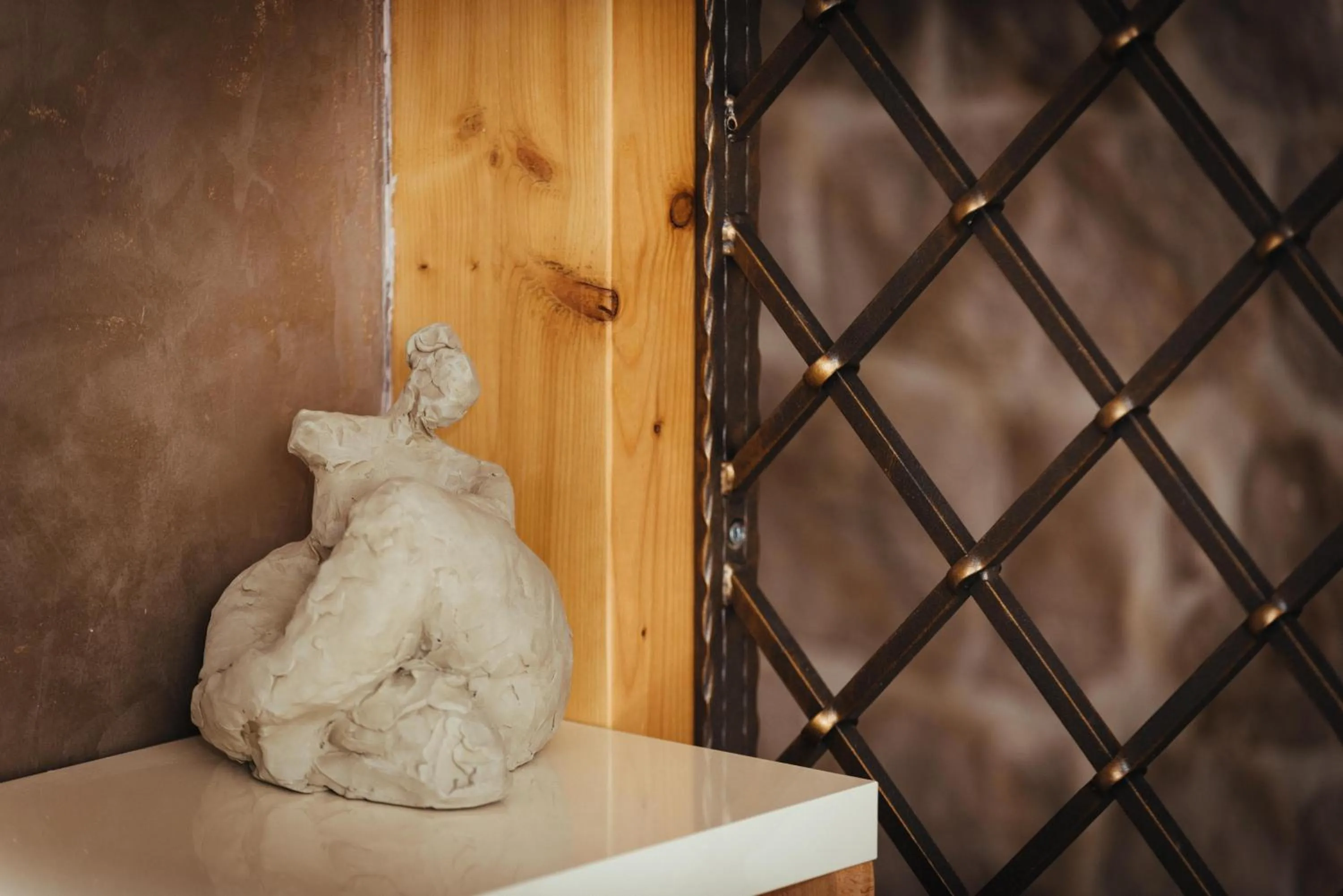 Decorative detail in Villa Kudelik - Stone Story