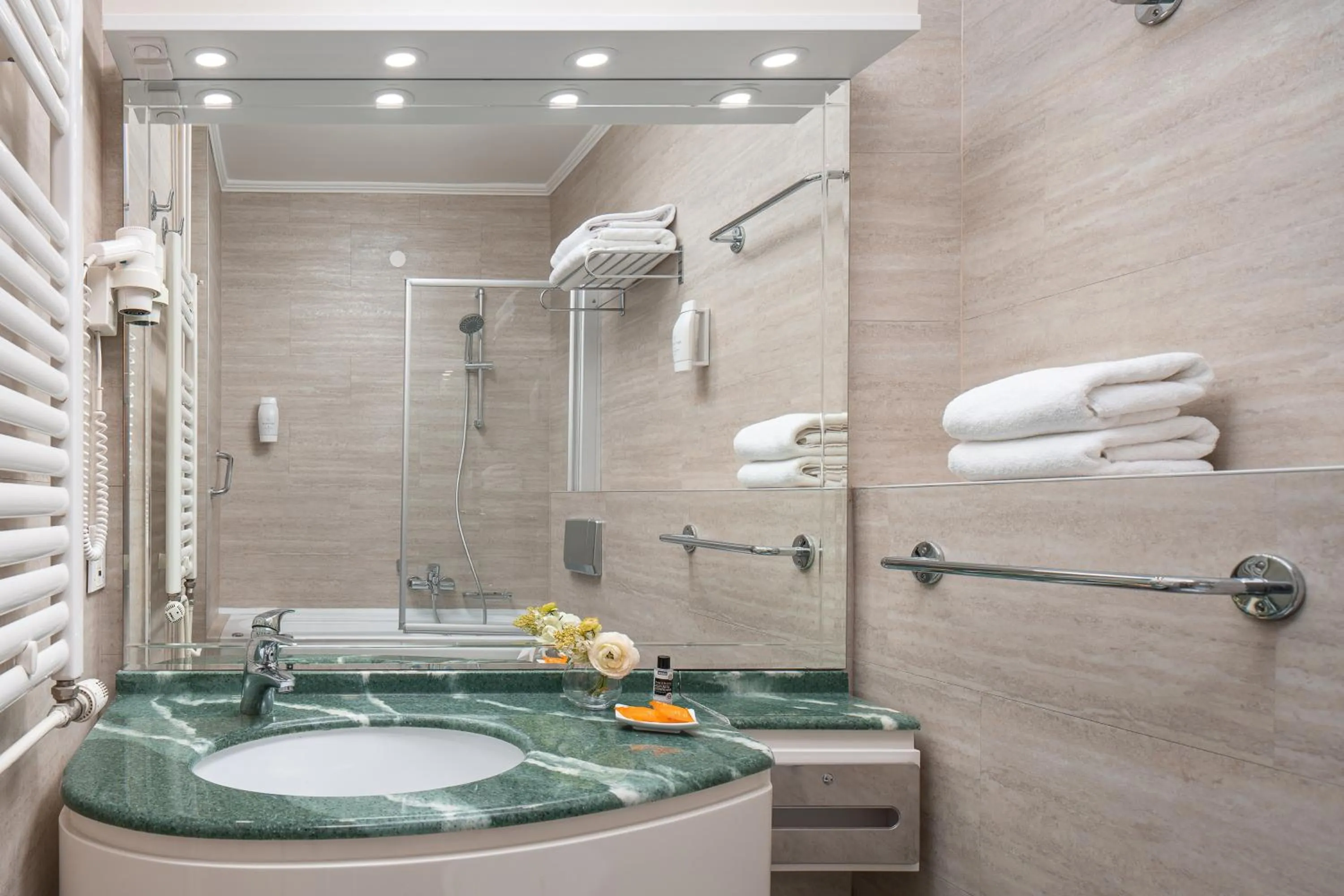 Room for 2 Seaview in Valamar Meteor Hotel