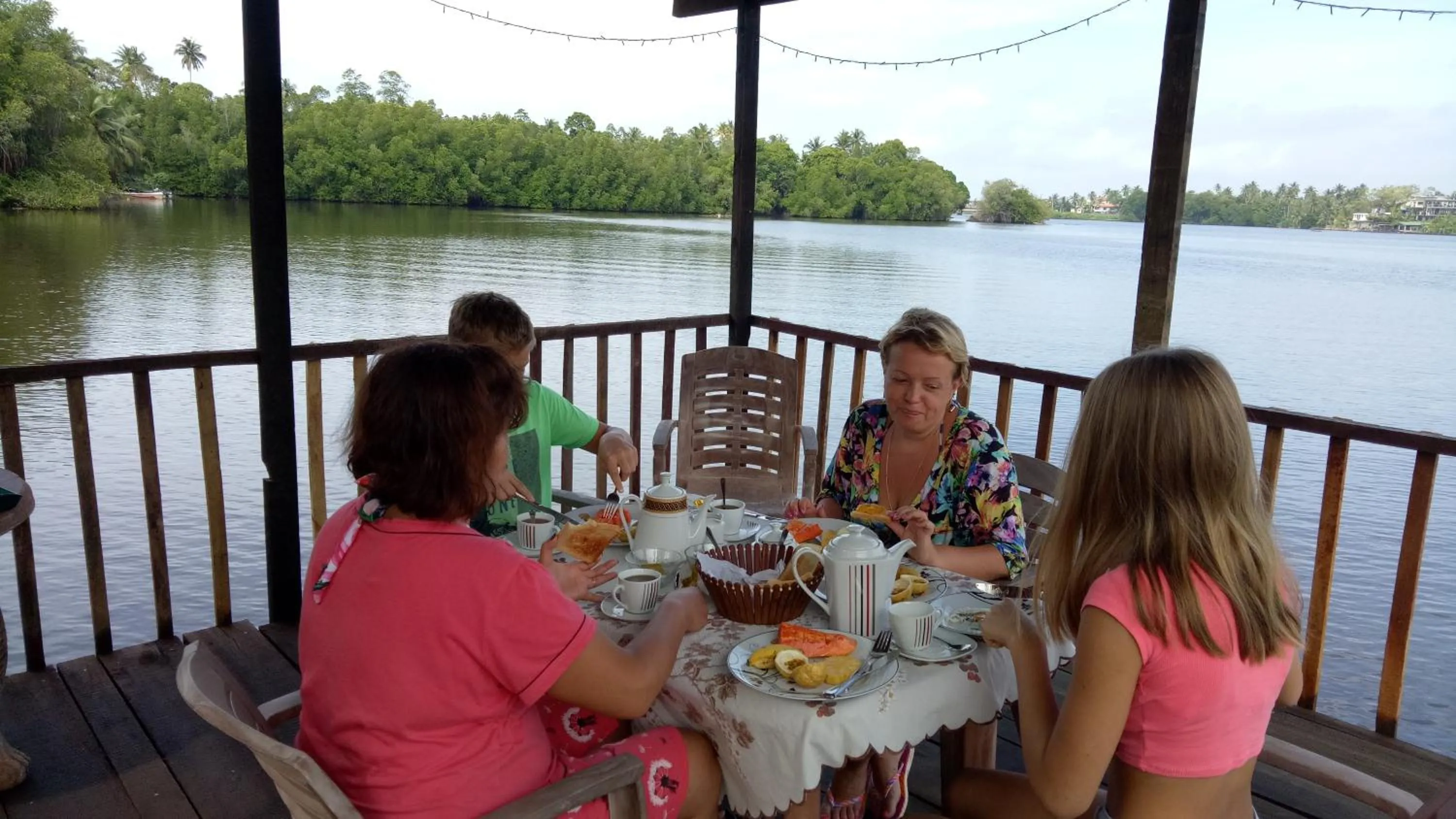 Breakfast in Mahi Villa