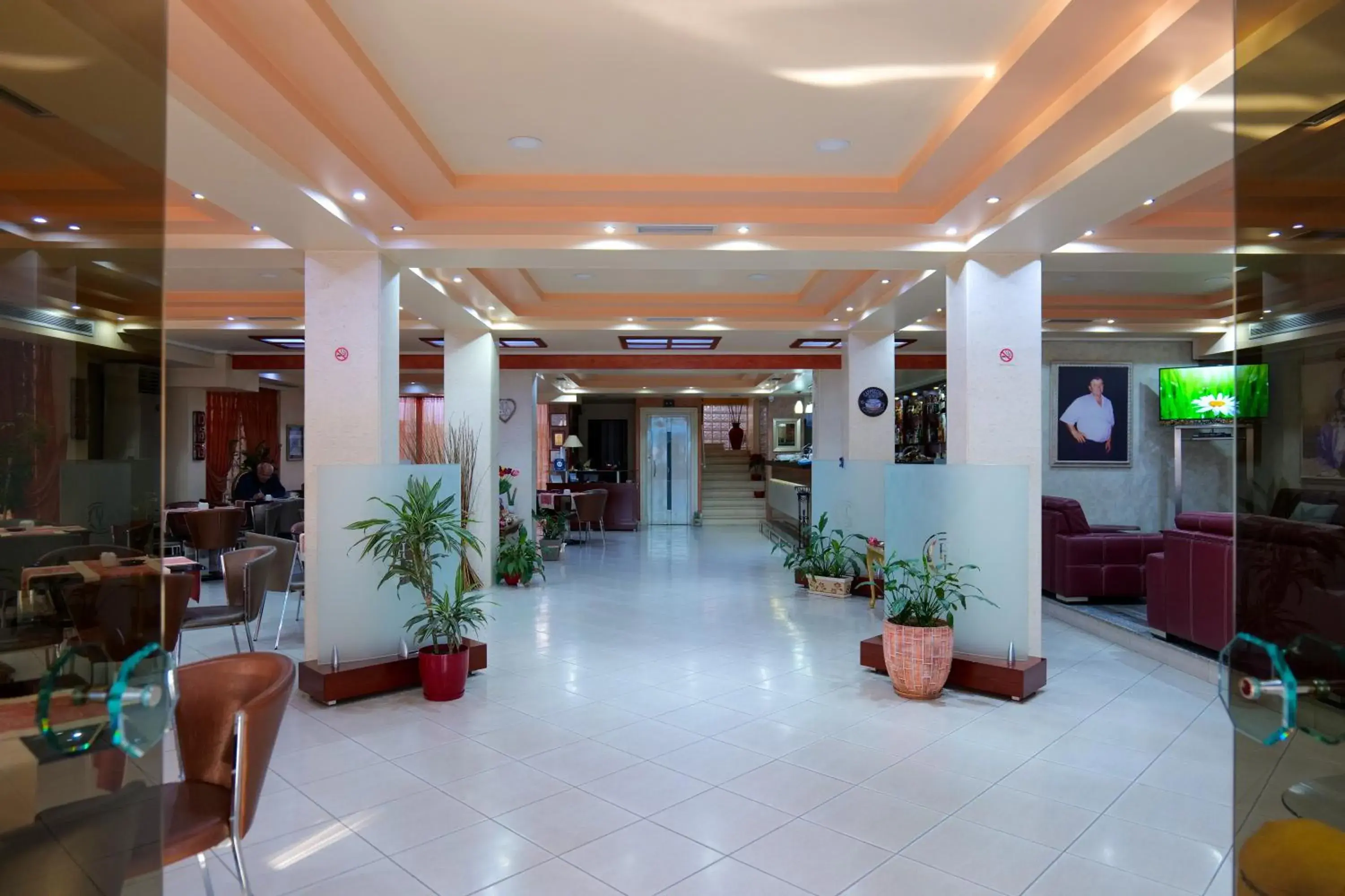 Lobby or reception in Hotel Lindi Lobby or reception in Hotel Lindi