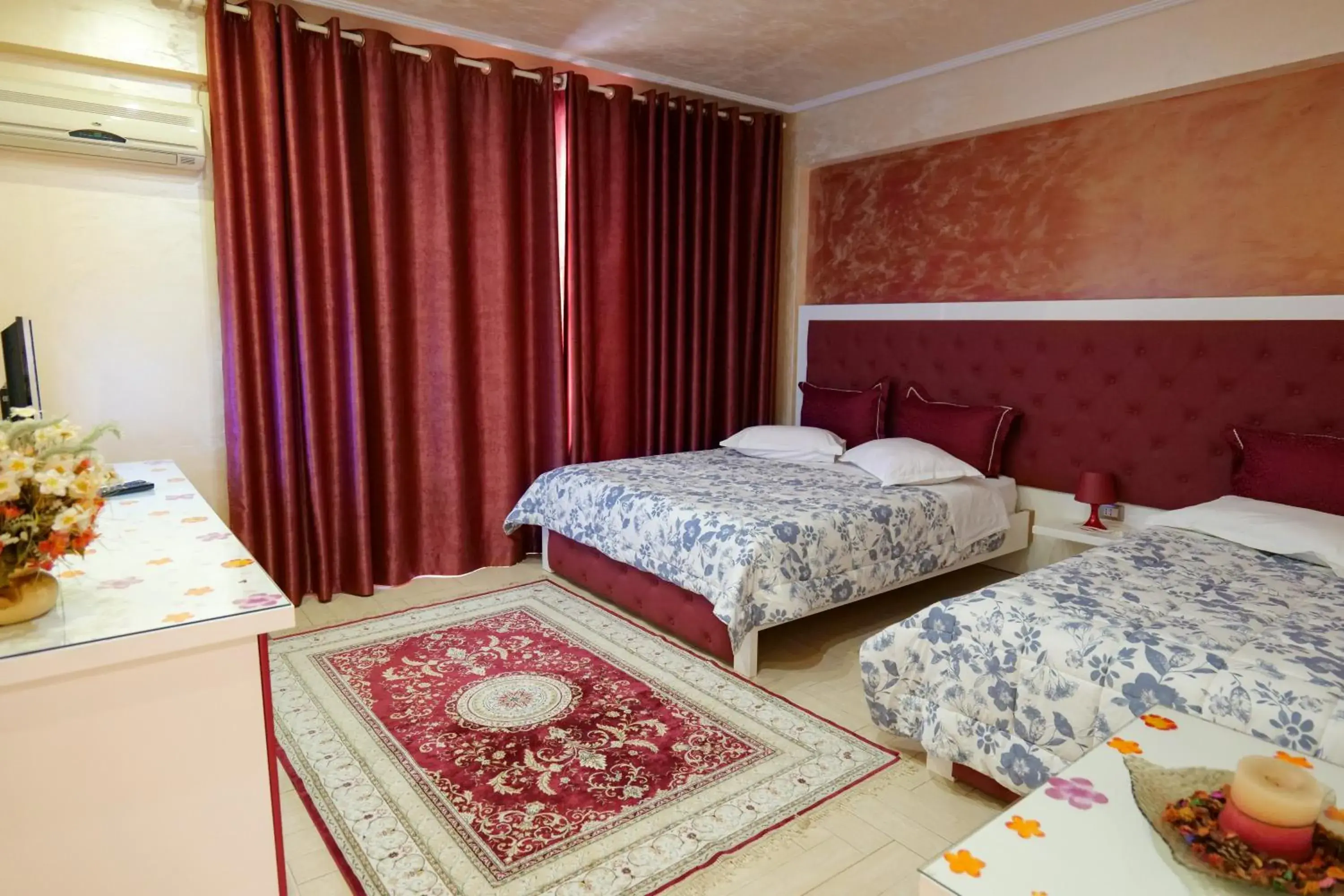 Photo of the whole room in Hotel Lindi Photo of the whole room in Hotel Lindi