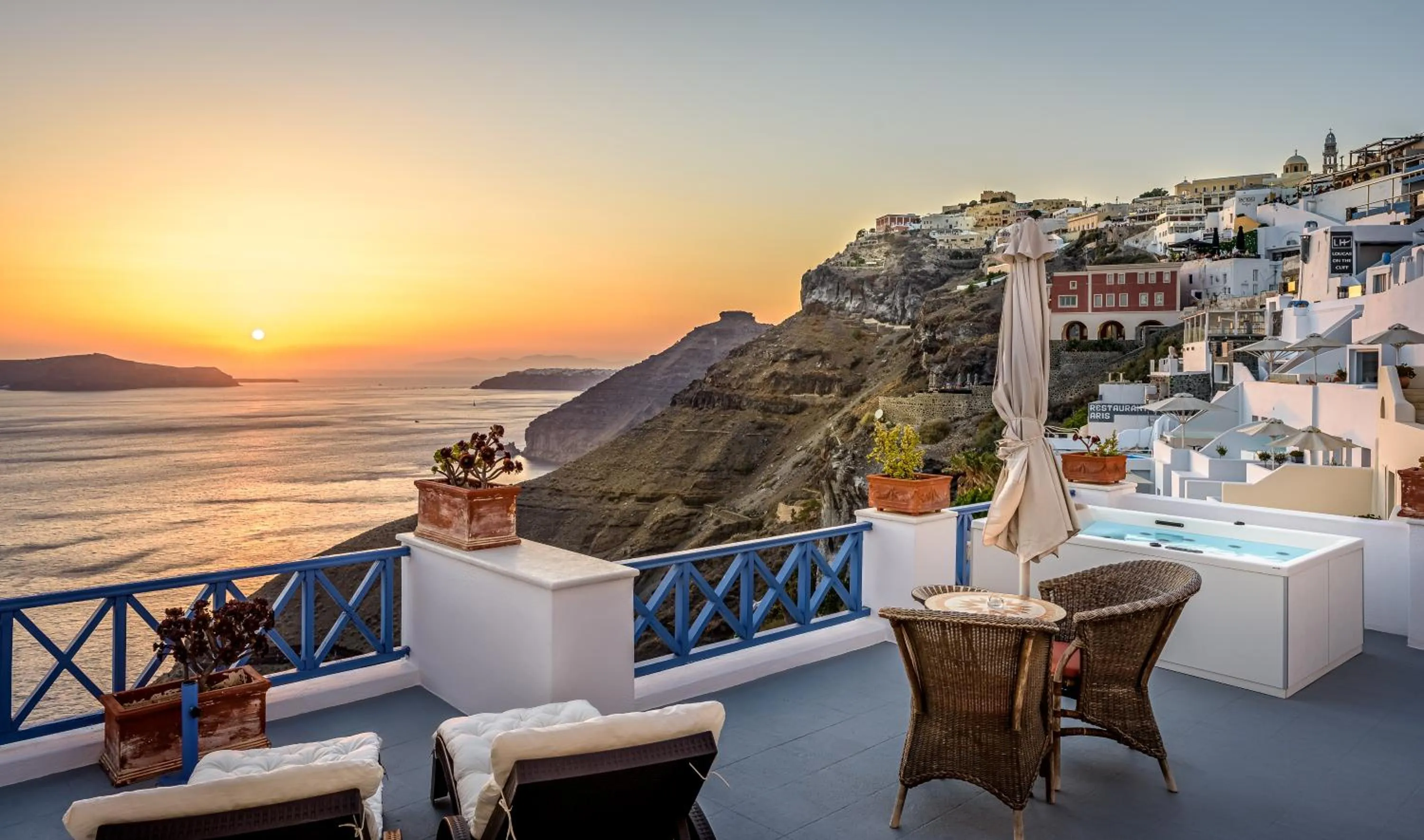 Balcony/Terrace in Golden Grey Goose