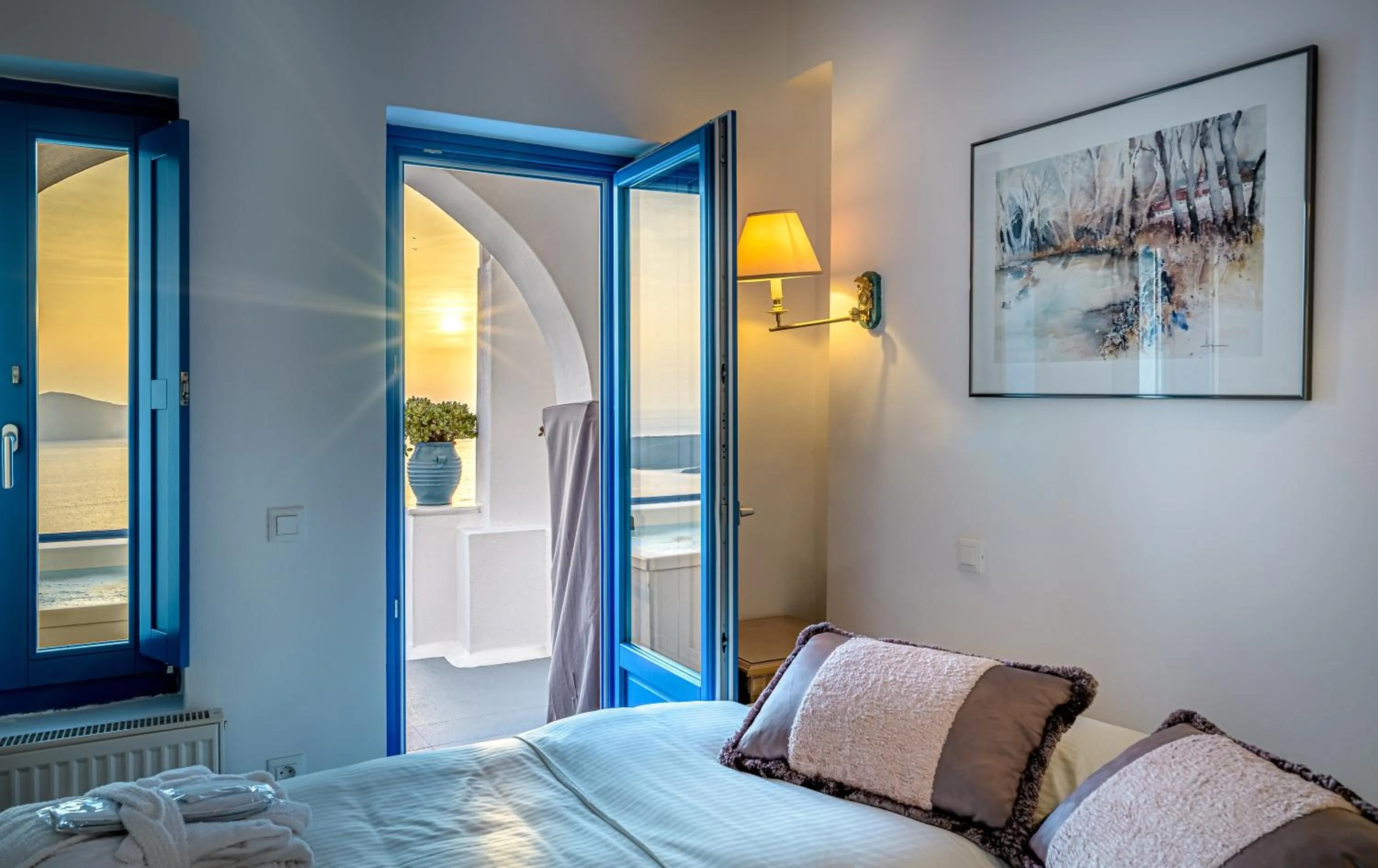 Bed in Golden Grey Goose