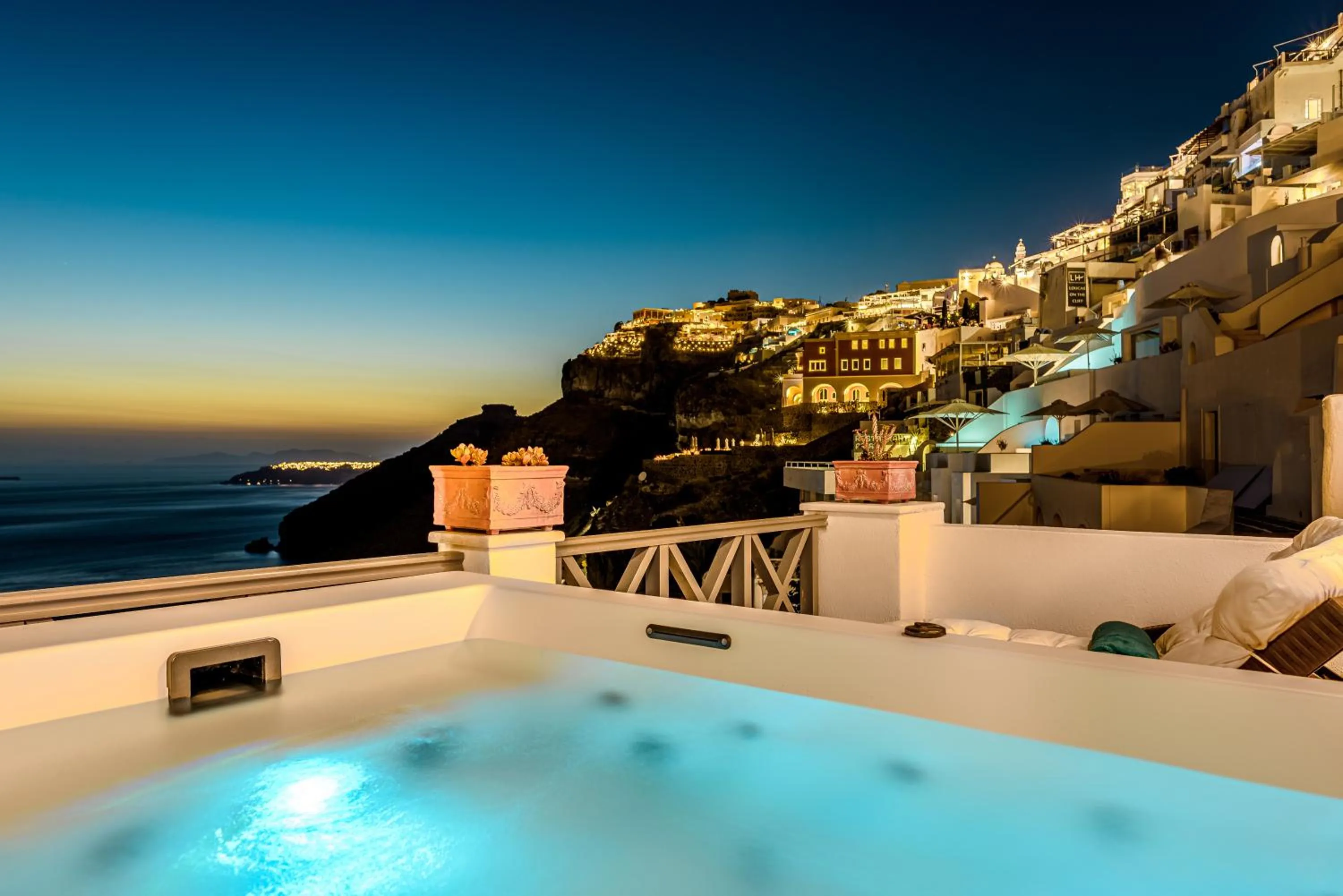 Sea view in Golden Grey Goose