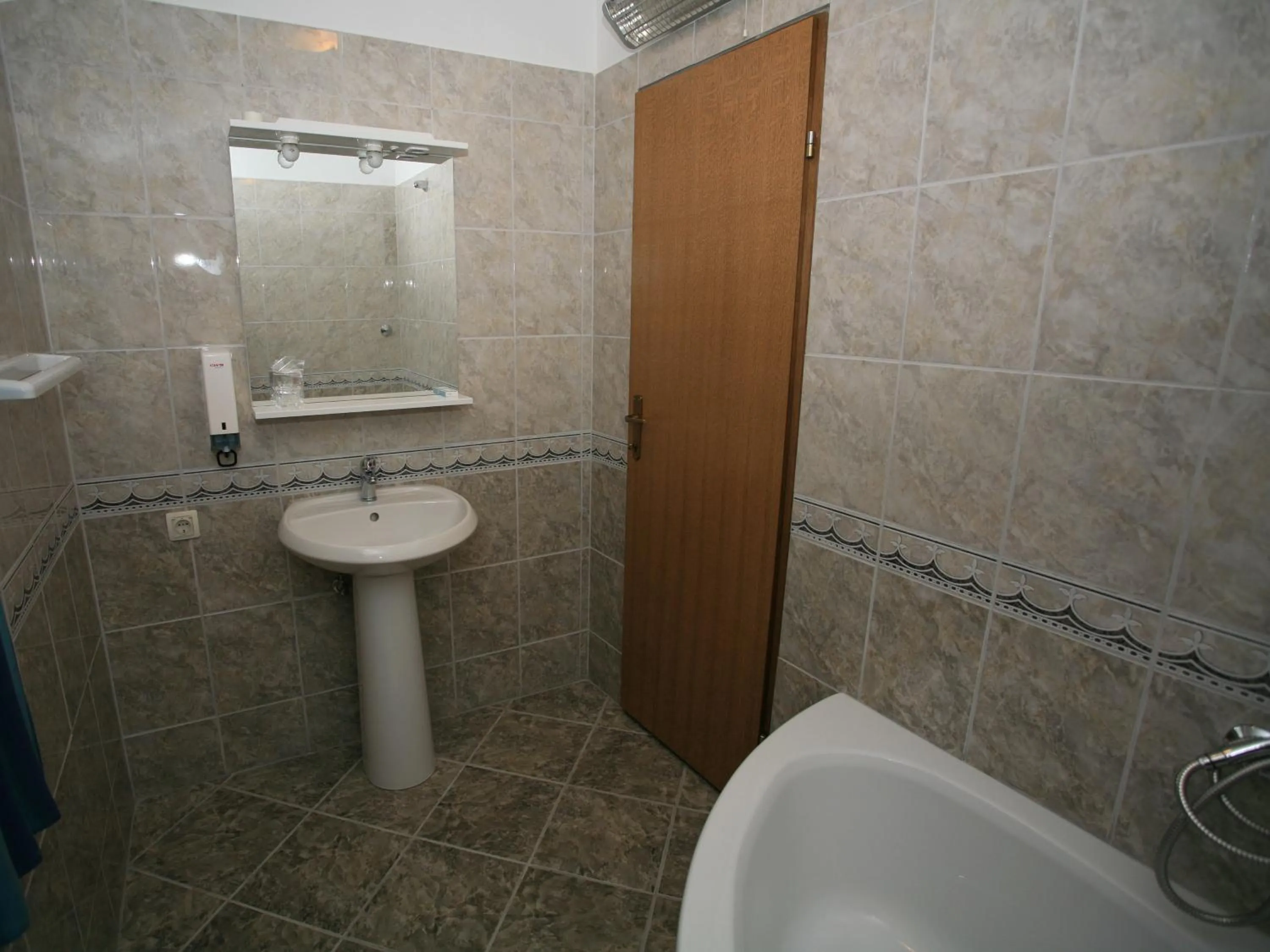 Toilet in Apartments Vrata Baranje