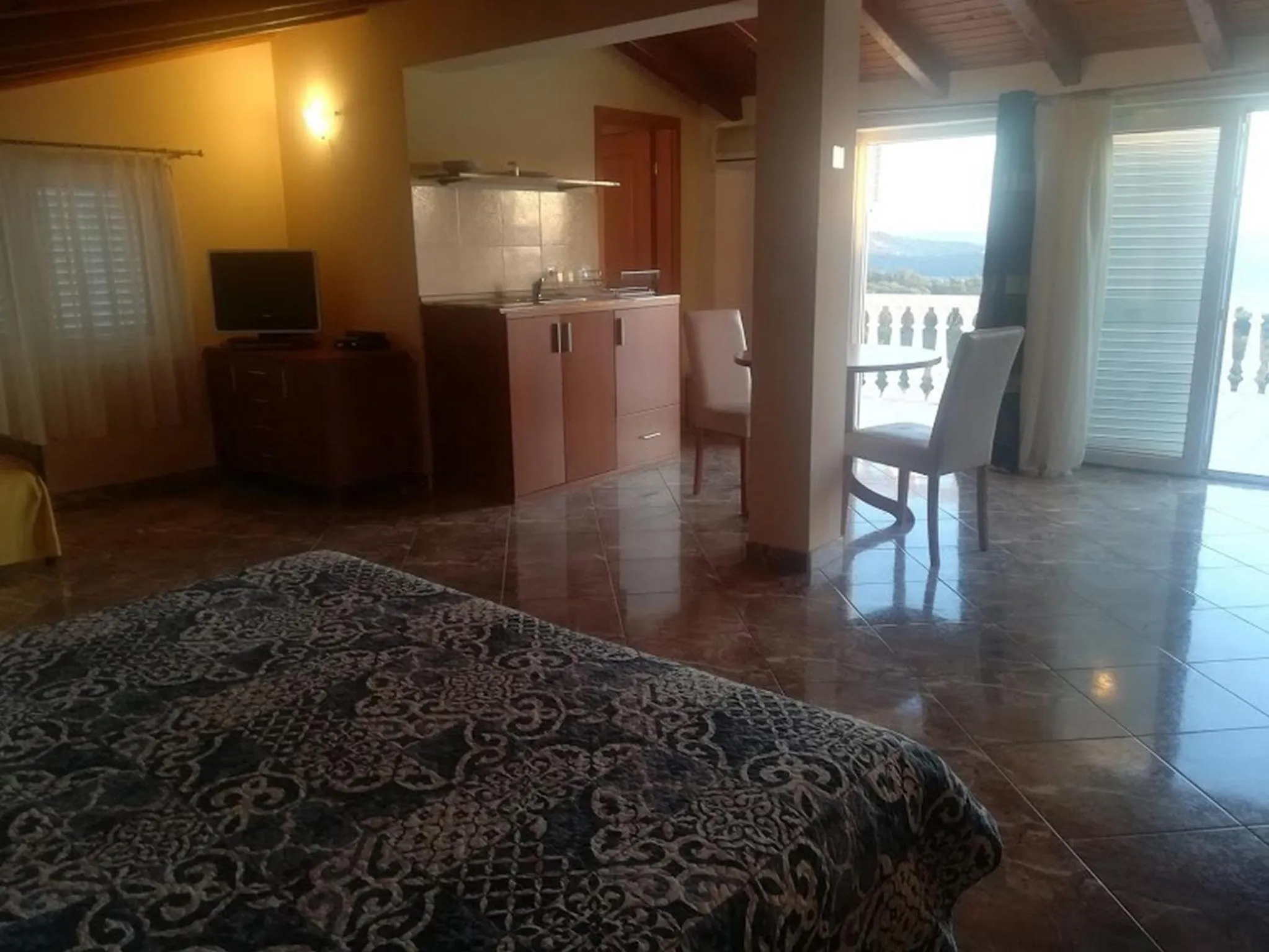 Bed in Apartments Barisic Hrvatskih Žrtava 404 Seget Vranjica