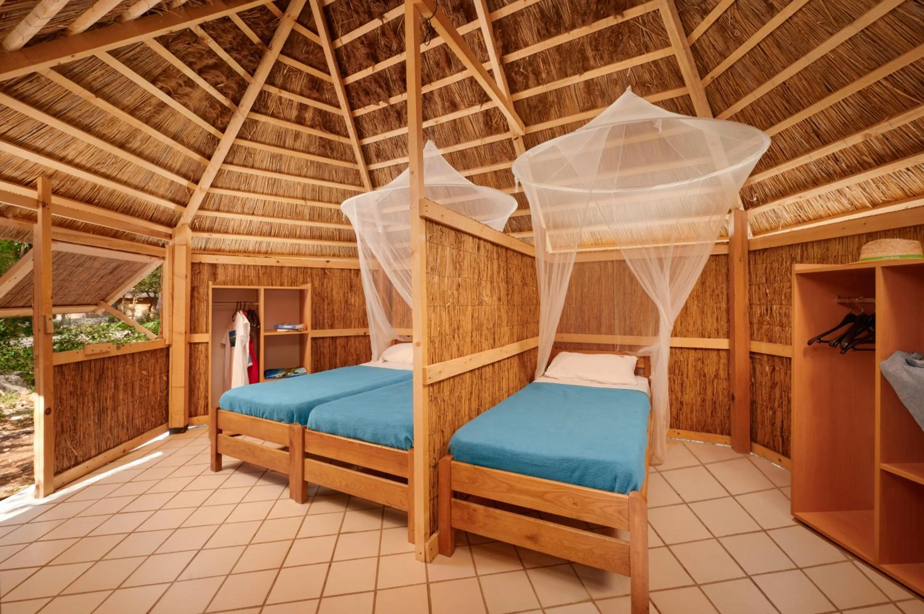 Bedroom, Bed in Pine Beach Pakostane - All Inclusive light