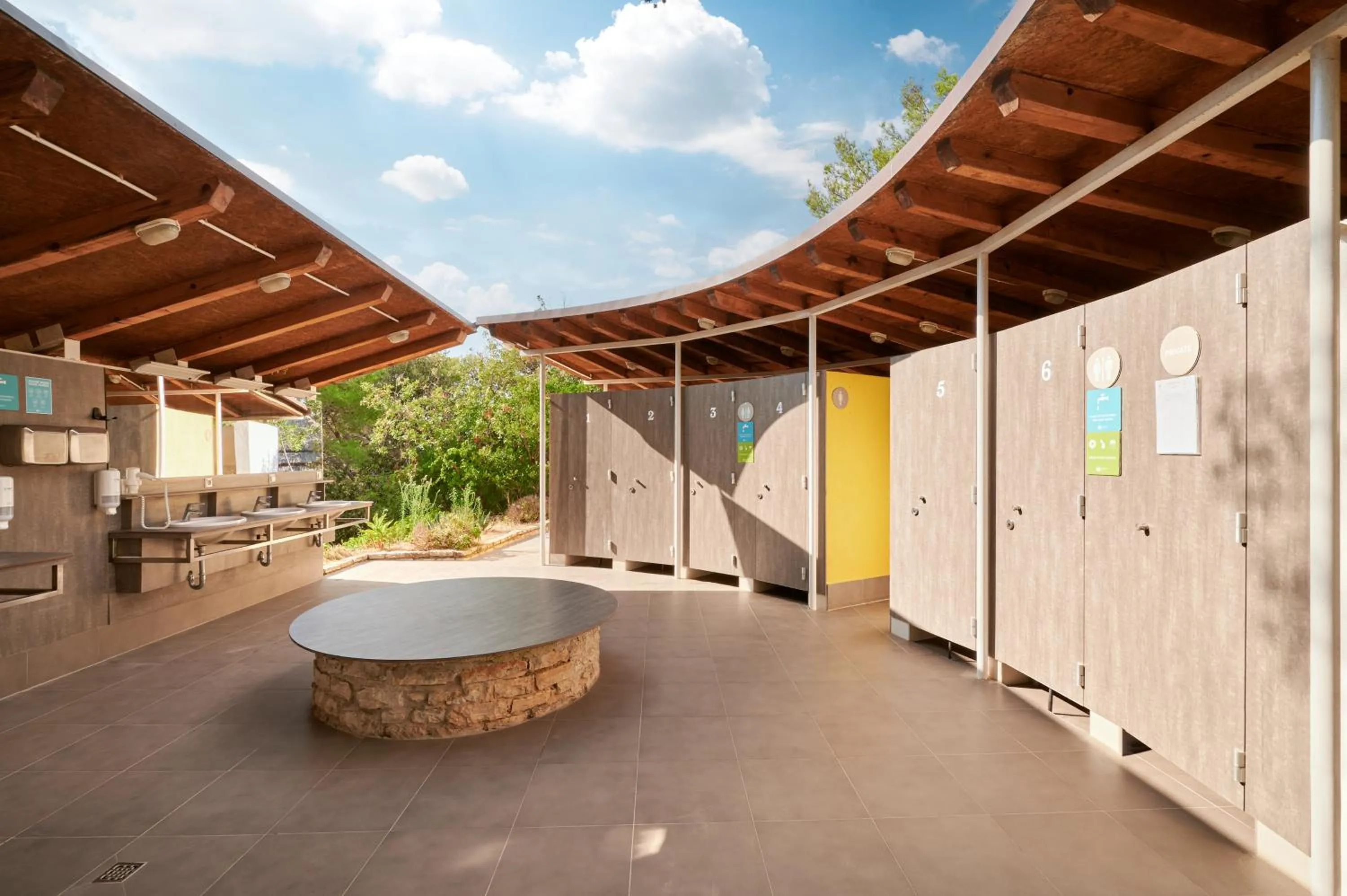 Bathroom in Pine Beach Pakostane - All Inclusive light