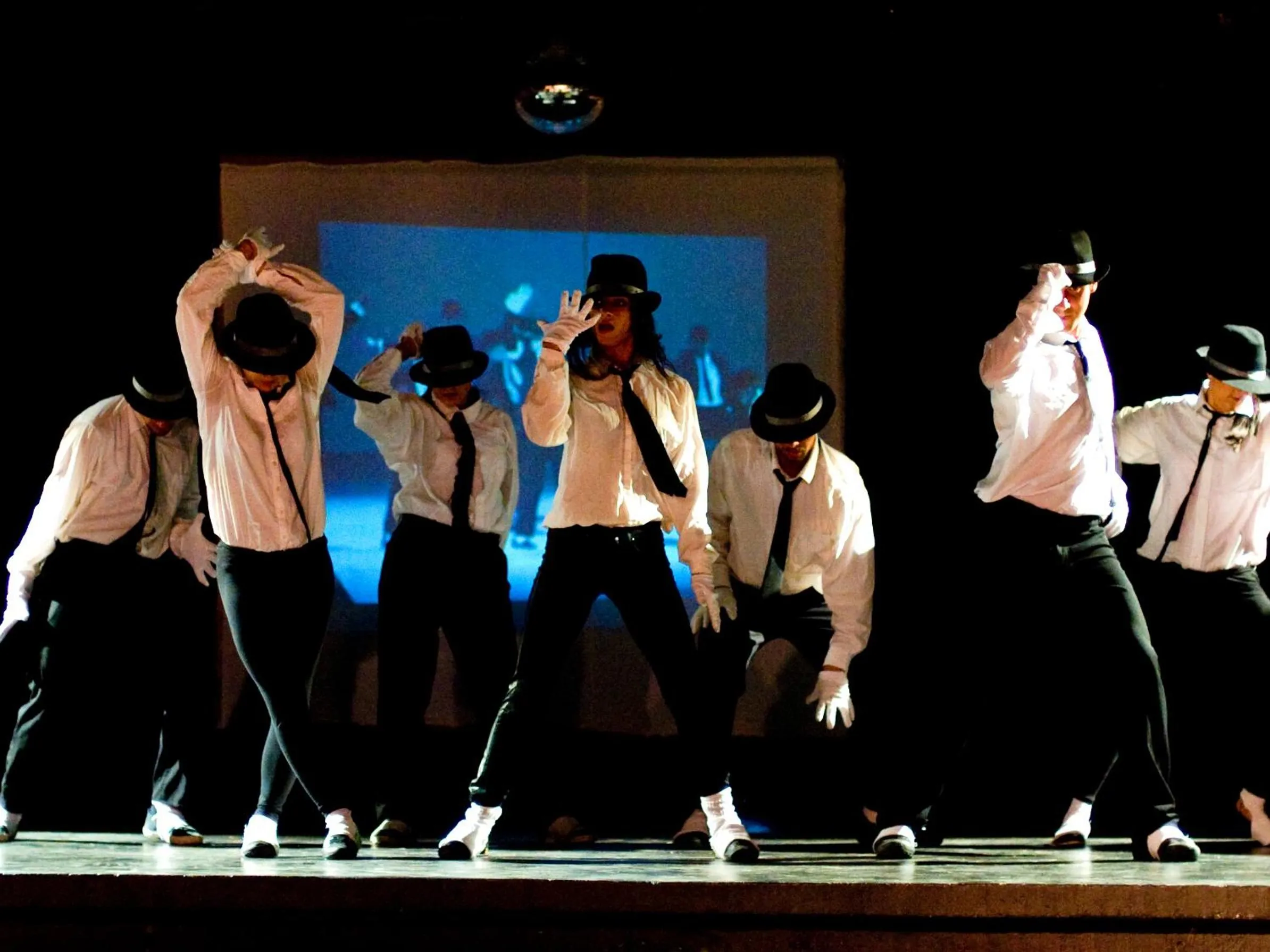 Night in Pine Beach Pakostane - All Inclusive light