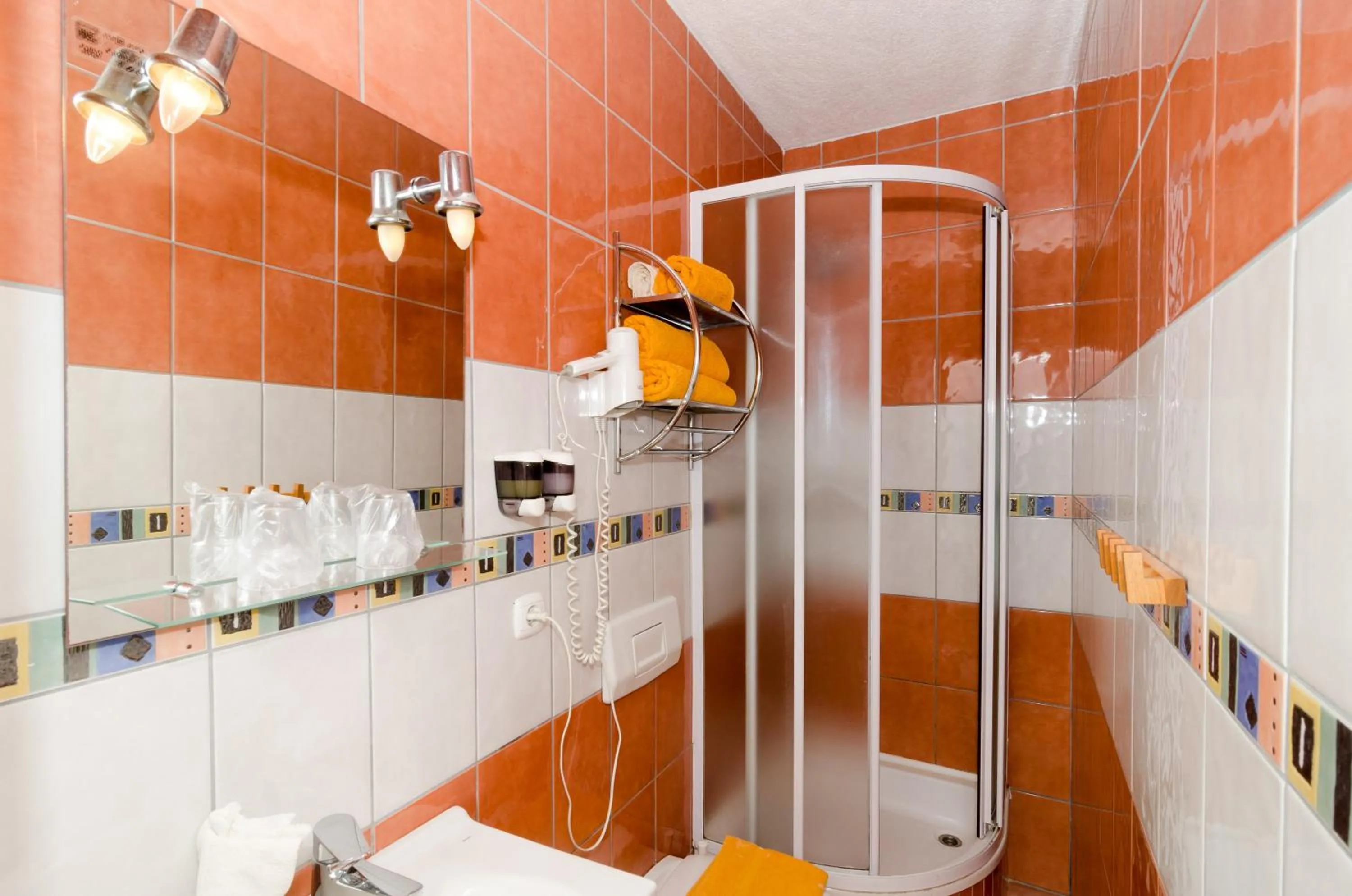 Shower in B&B Villa Dubrovnik Garden