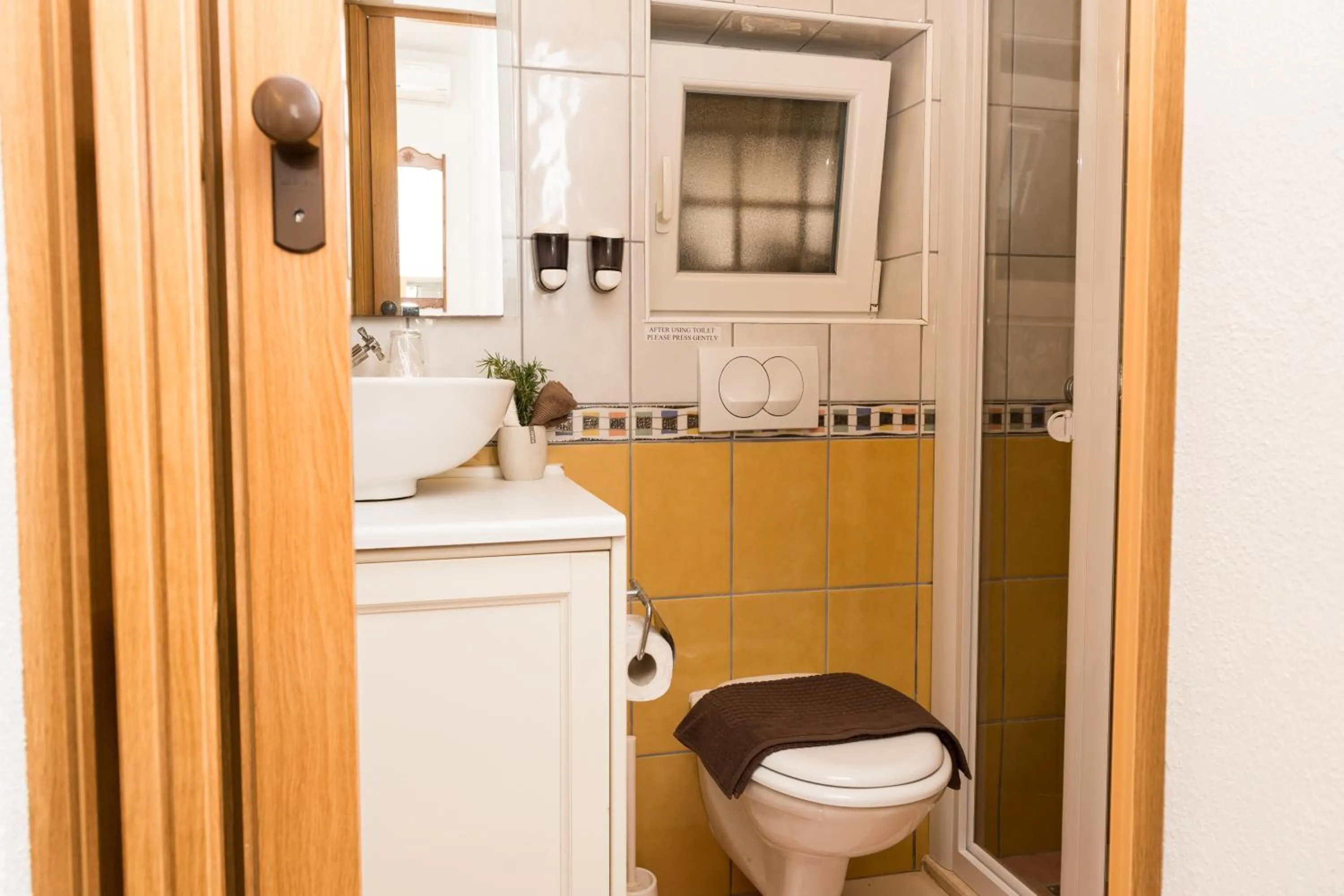 Bathroom in B&B Villa Dubrovnik Garden