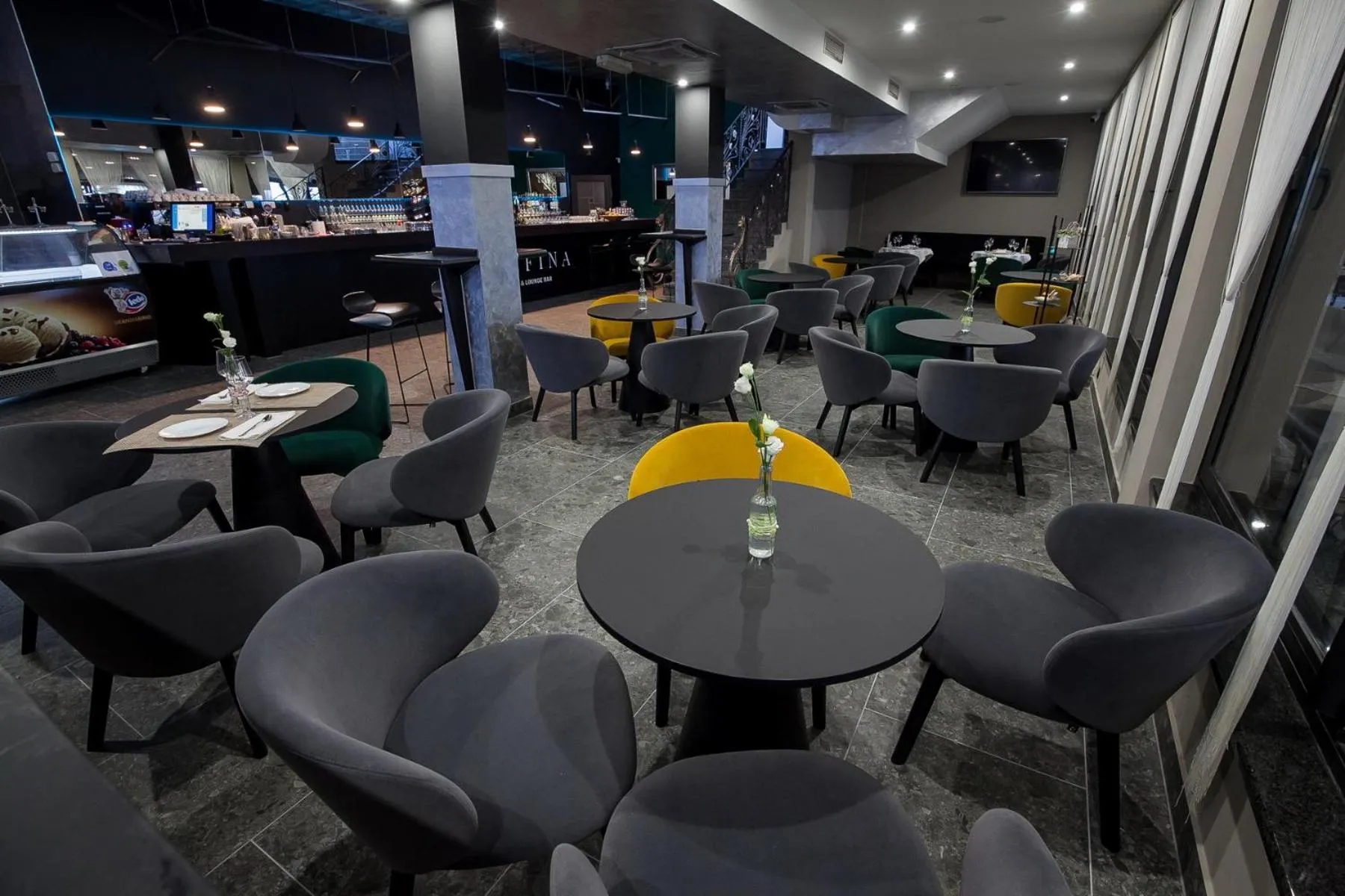 Restaurant/places to eat in Boutique Hotel Bura 45N