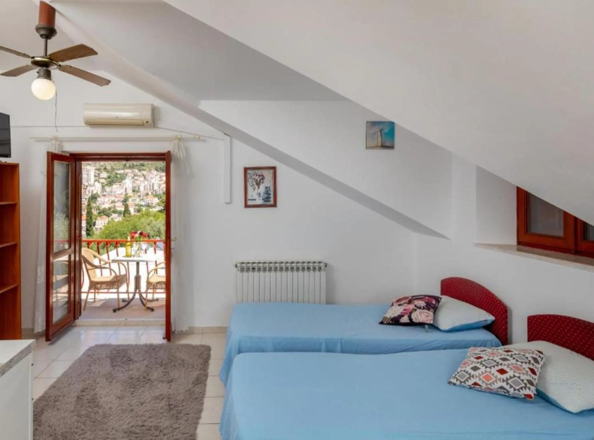 Bedroom, Bed in Villa Valjalo