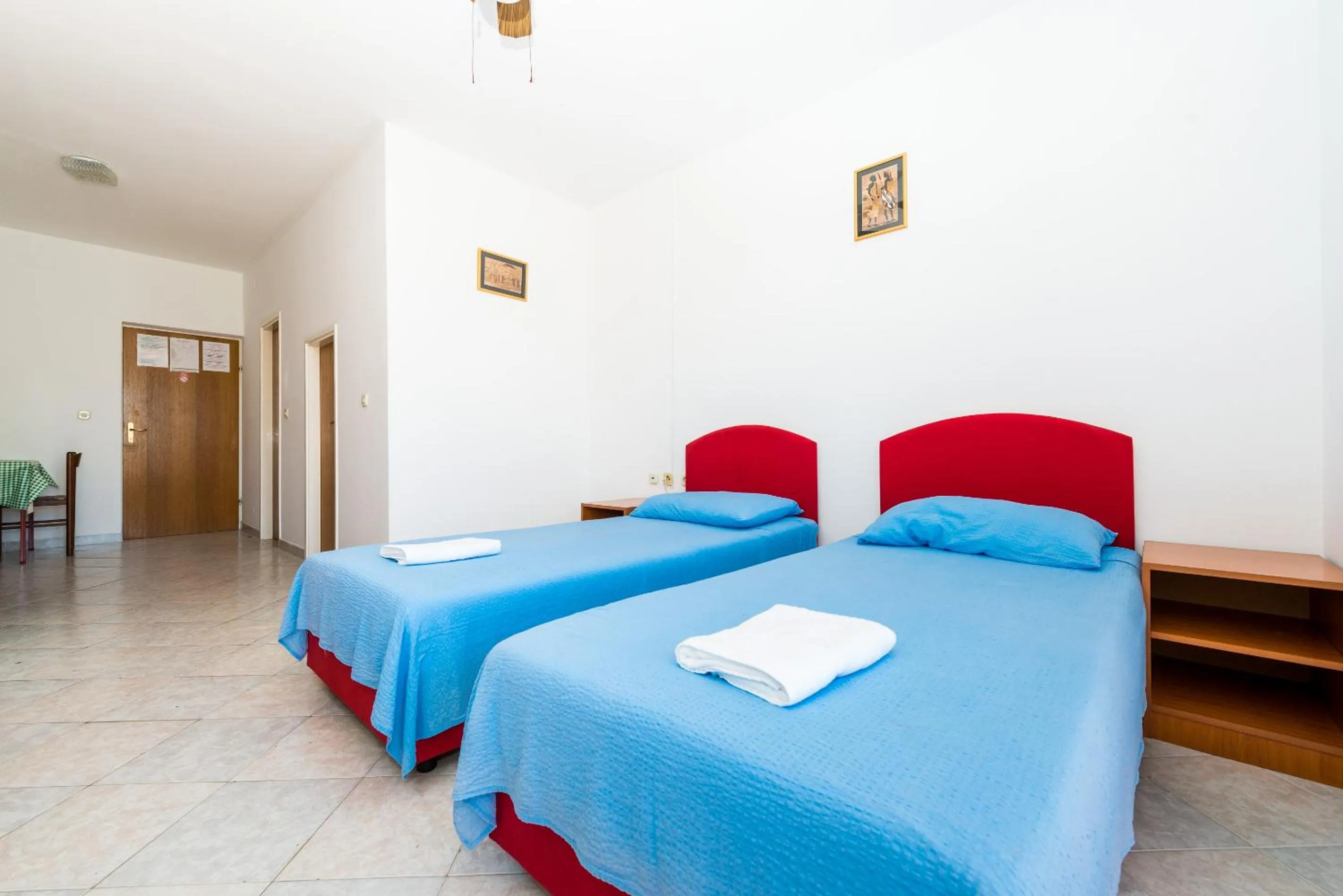 Bedroom, Bed in Villa Valjalo