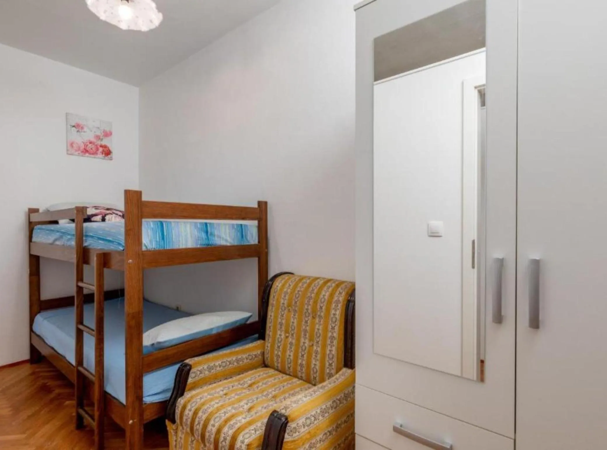 Bedroom, Bed in Villa Valjalo