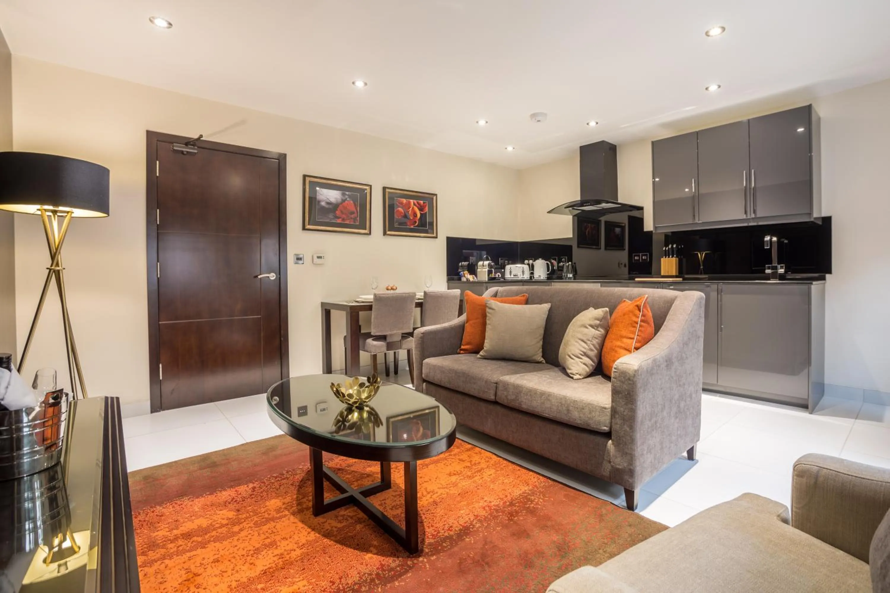 Kitchen or kitchenette in Mansio Suites The Headrow