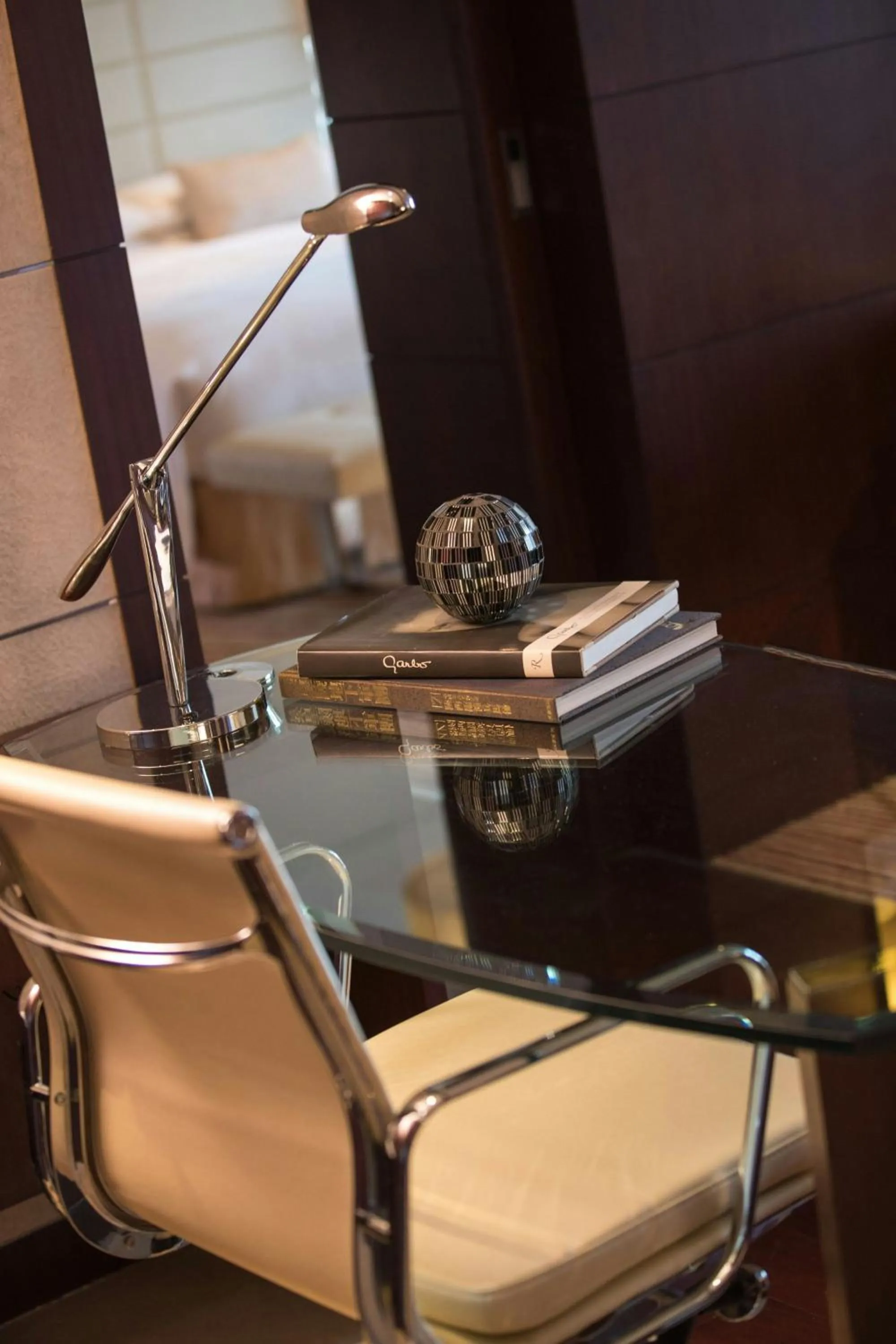 Photo of the whole room in Renaissance Shanghai Putuo Hotel