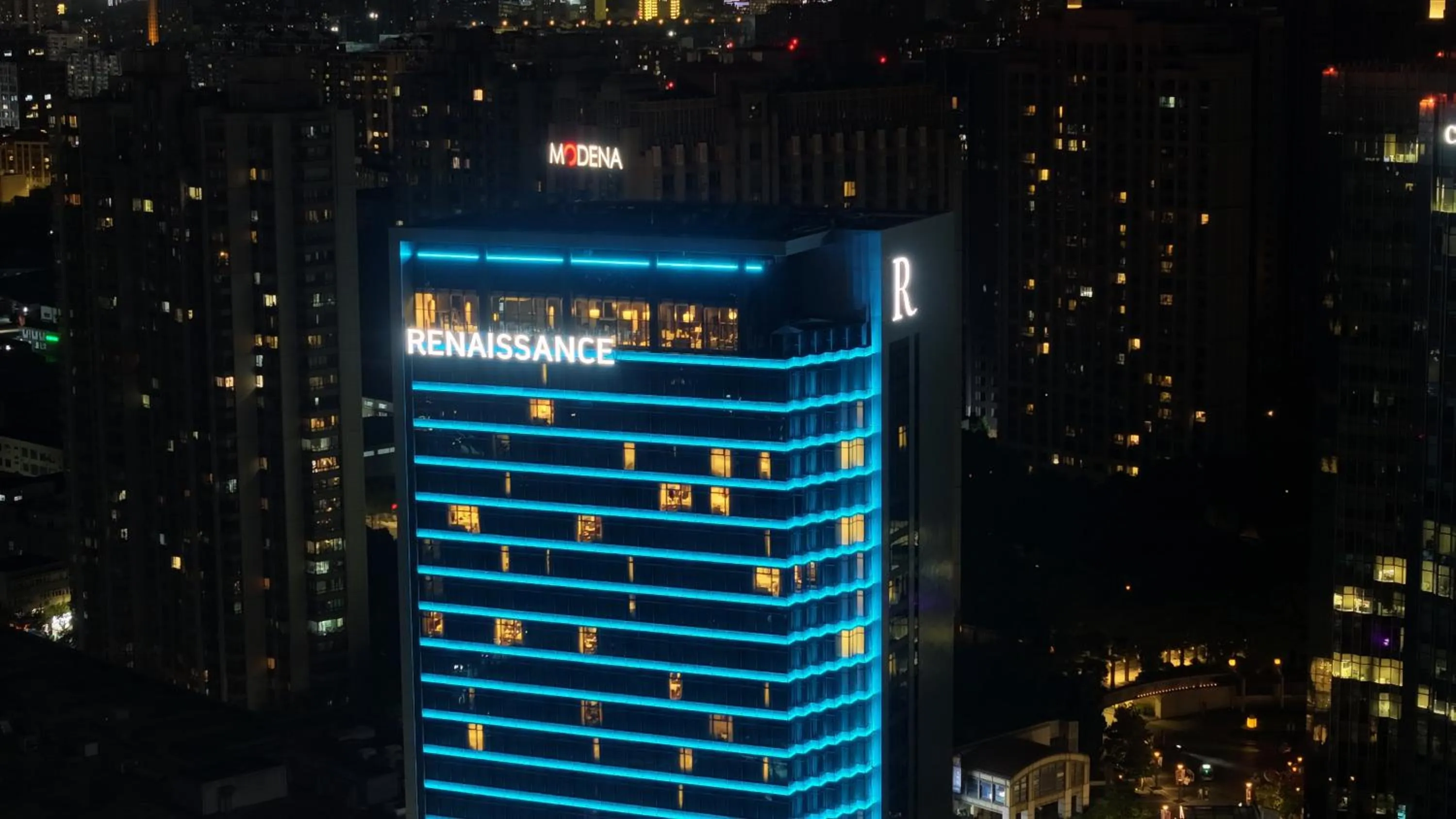 Property building in Renaissance Shanghai Putuo Hotel