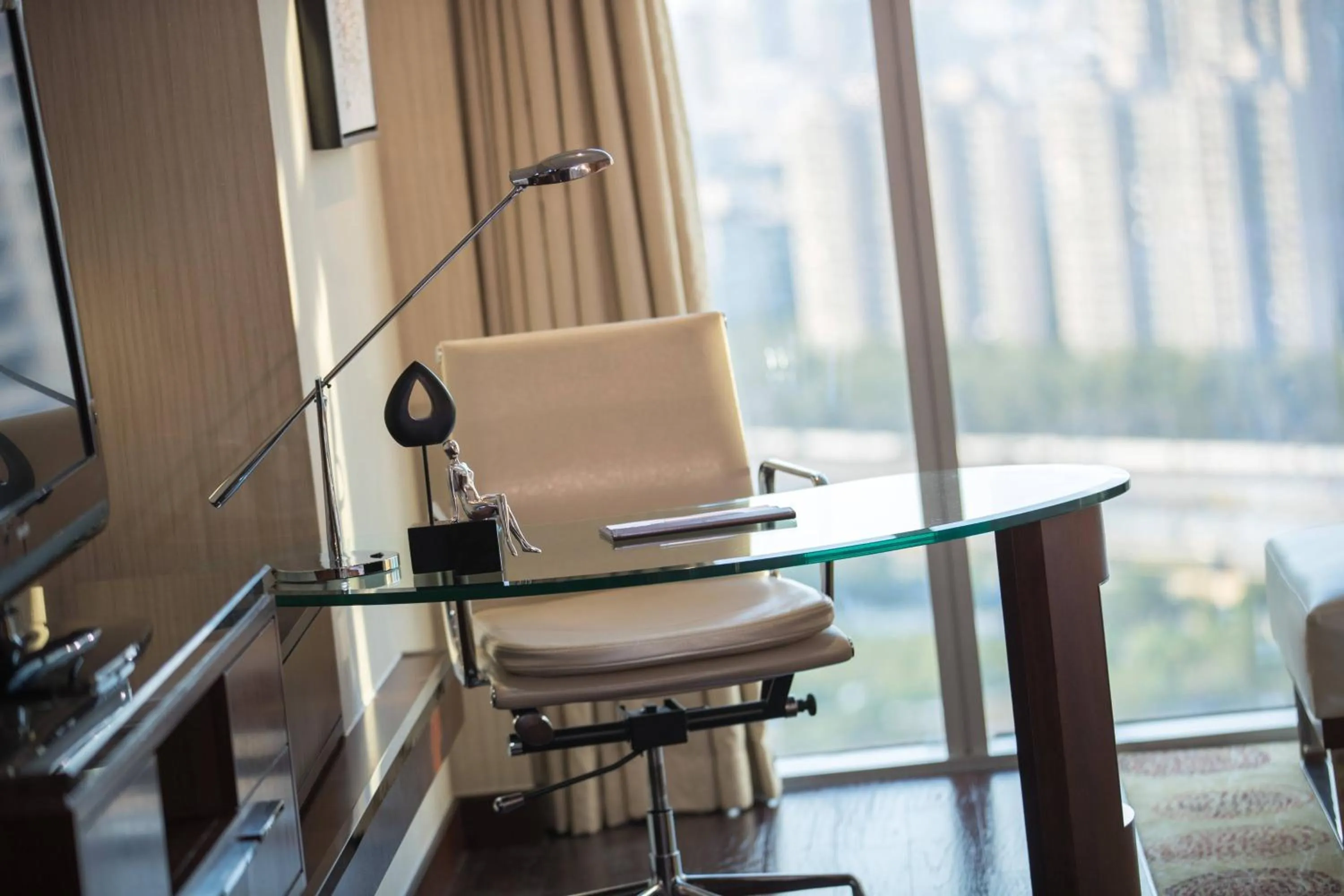 Photo of the whole room in Renaissance Shanghai Putuo Hotel