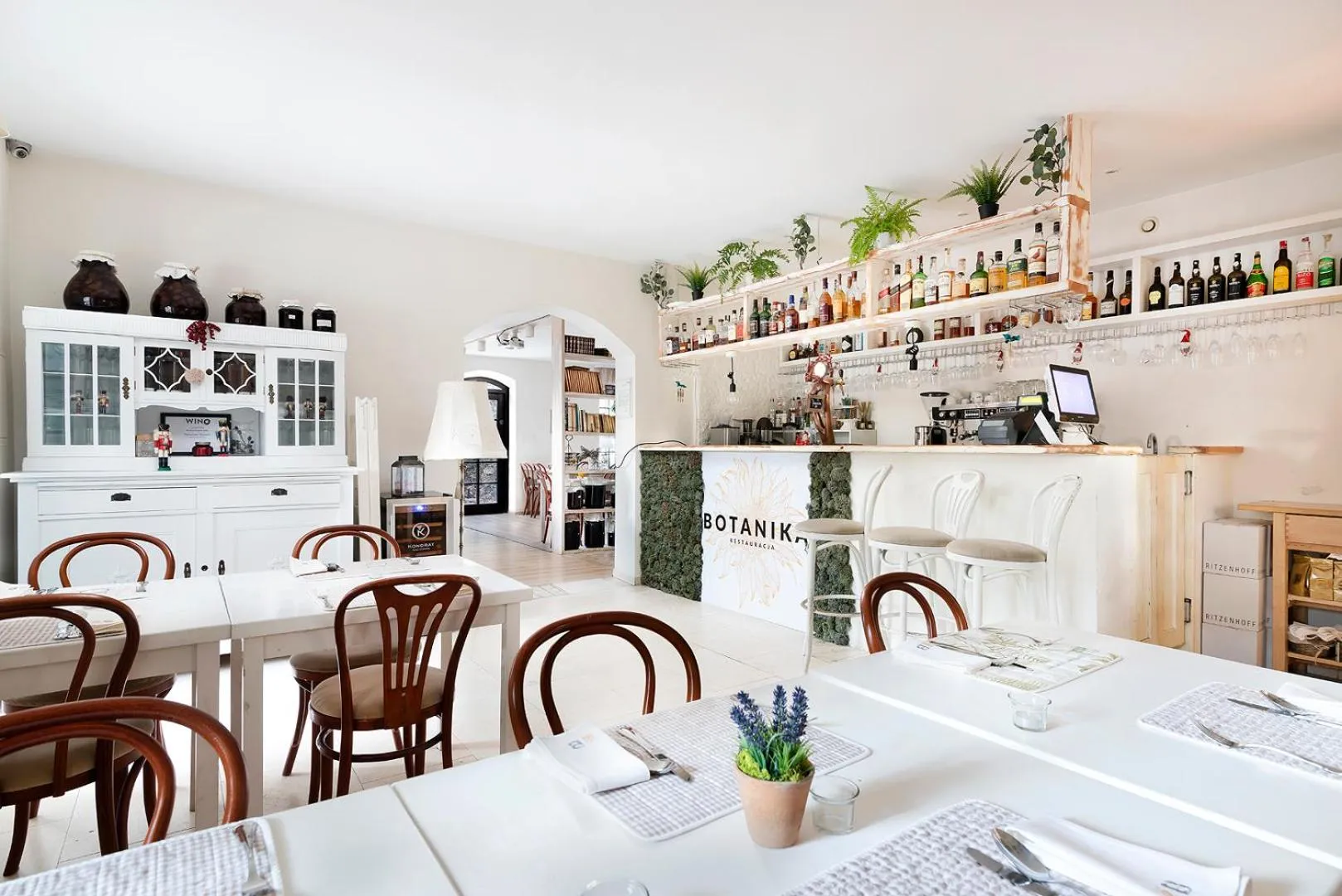 Lounge or bar in Vincent