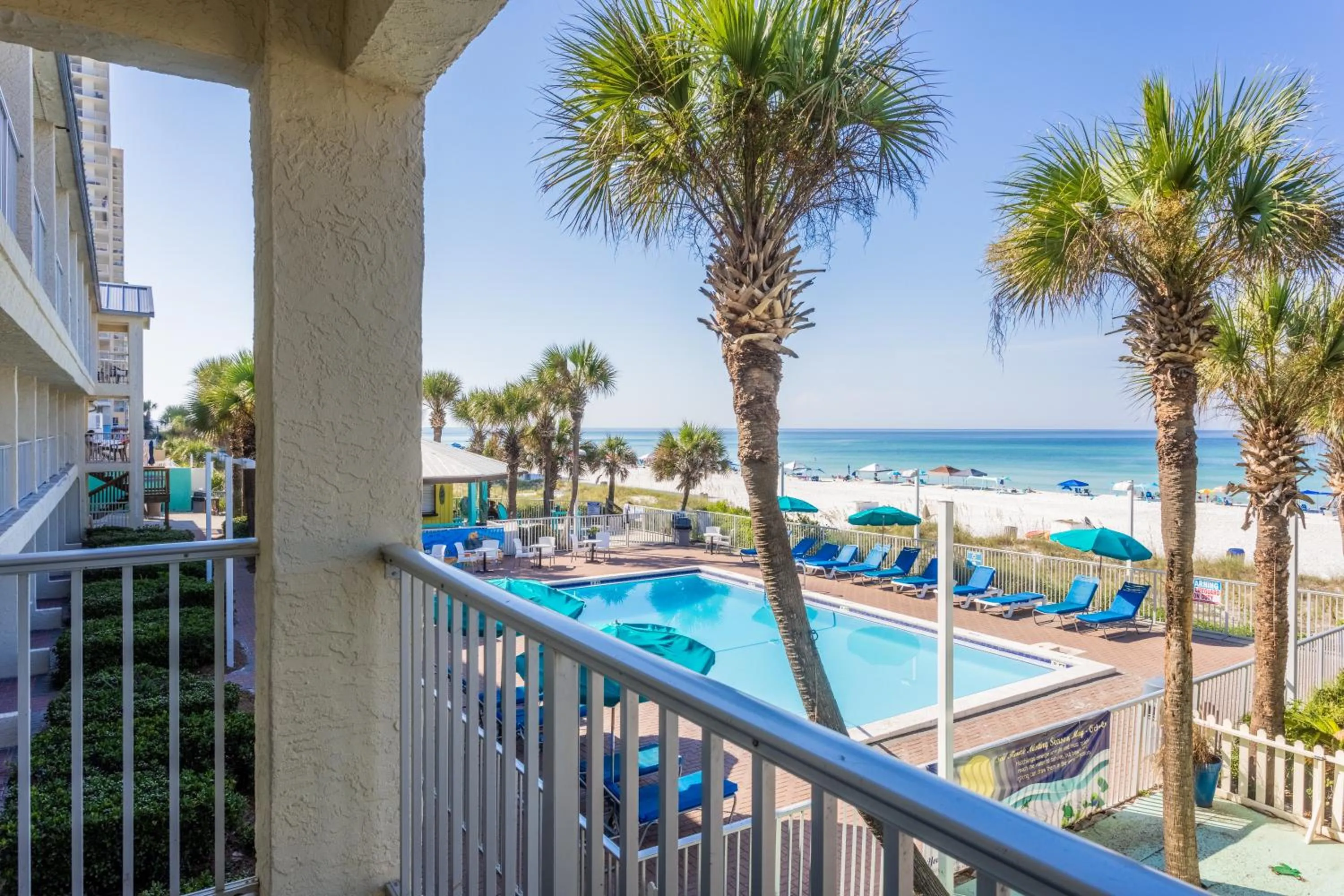 Beach in Bikini Beach Resort