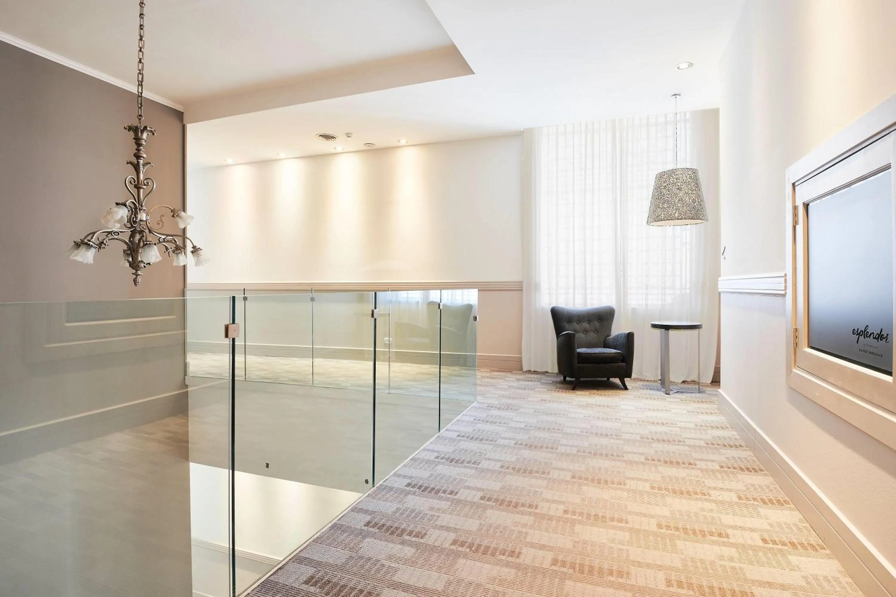 Lobby or reception in Esplendor by Wyndham Savoy Rosario