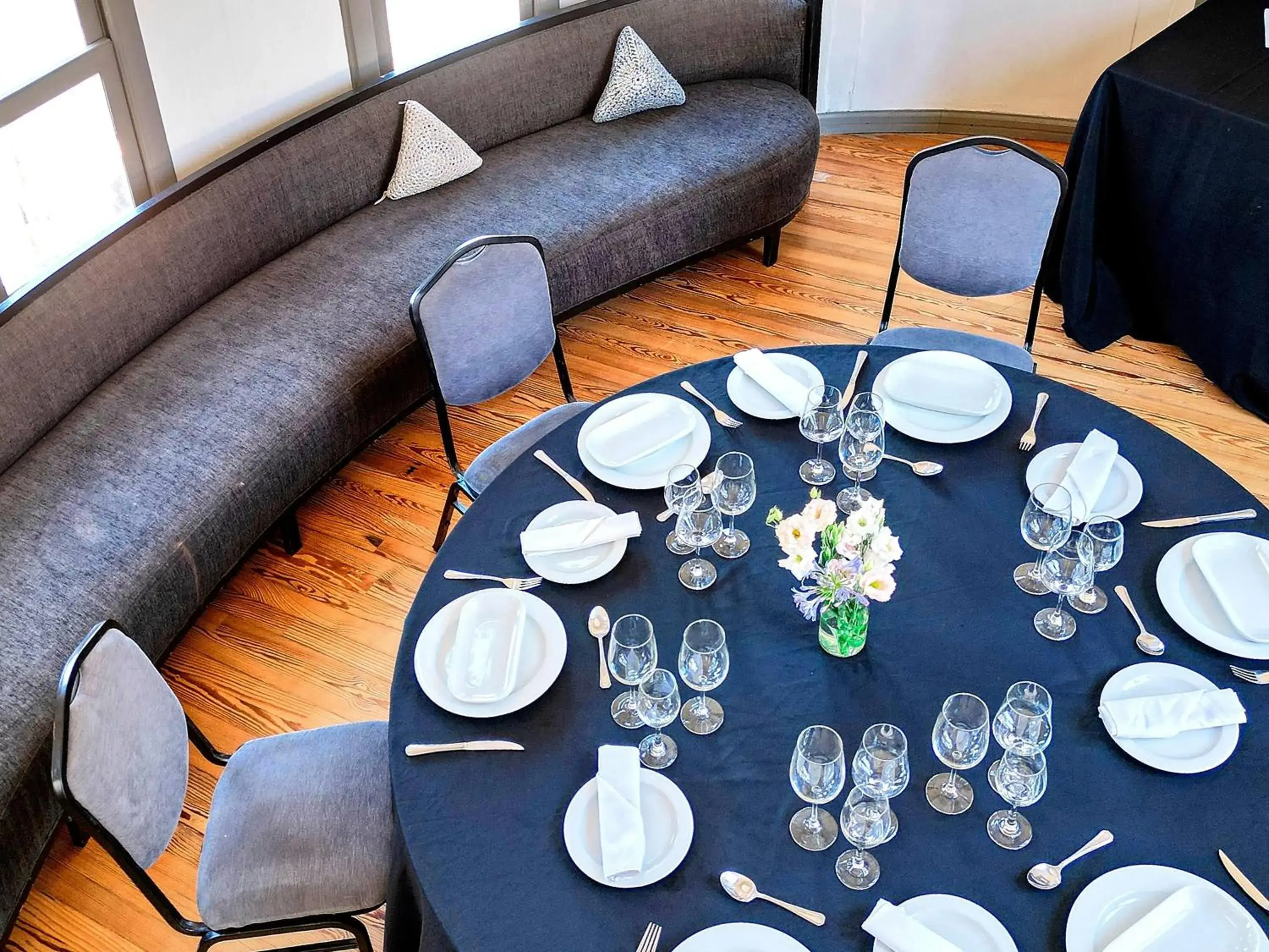 Restaurant/places to eat in Esplendor by Wyndham Savoy Rosario Restaurant/places to eat in Esplendor by Wyndham Savoy Rosario