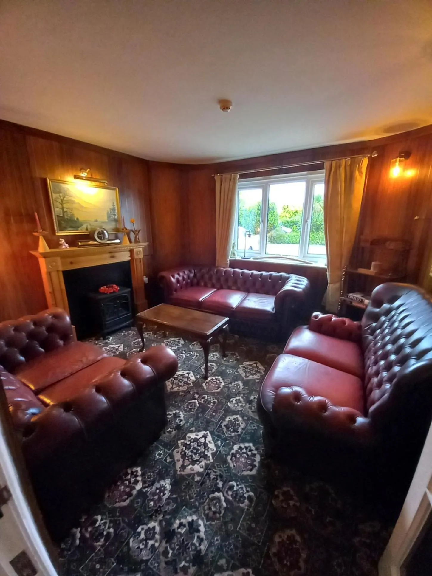 Lounge or bar in Orchard Lodge & Wolds Restaurant