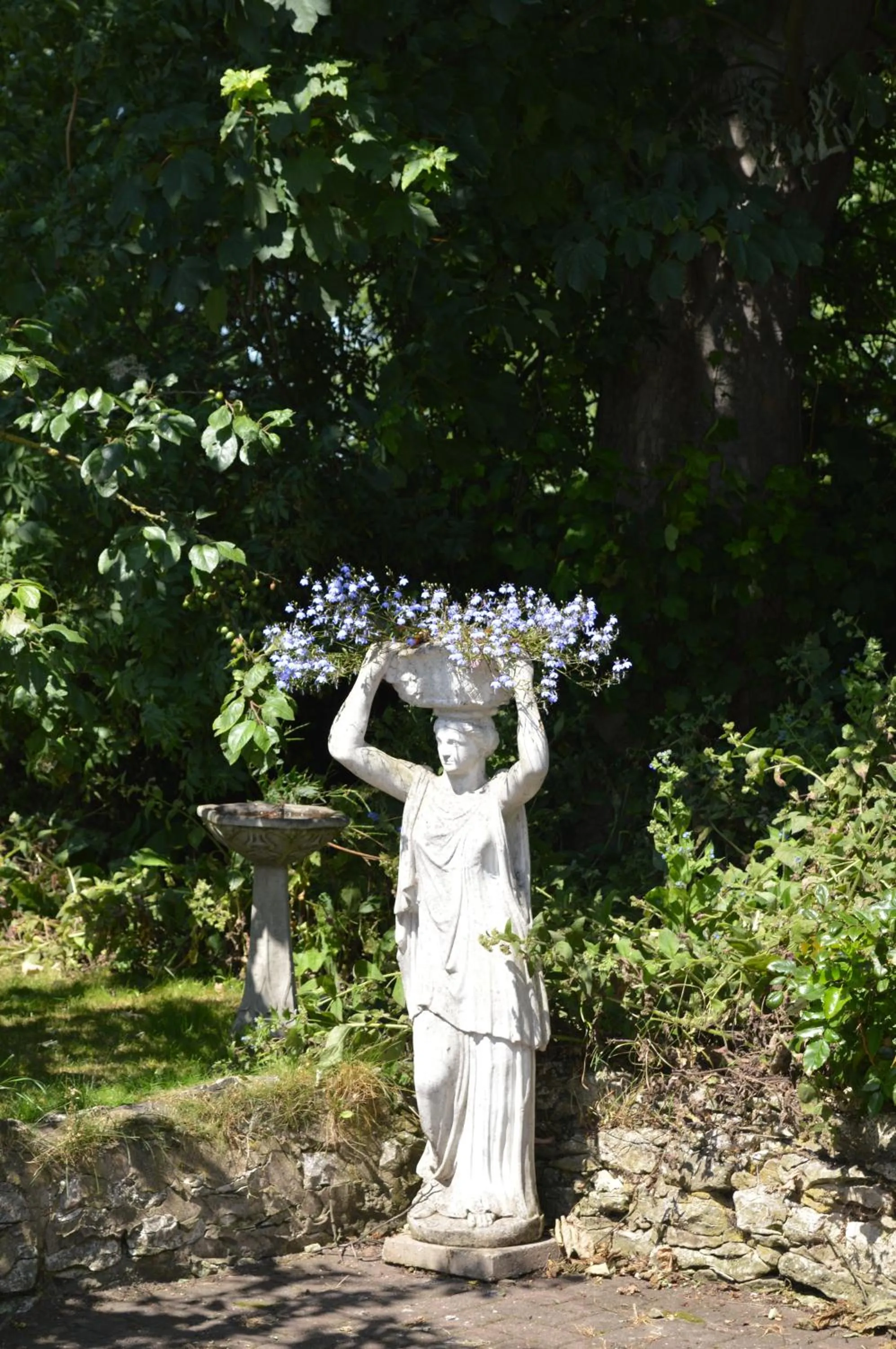Garden in Orchard Lodge & Wolds Restaurant