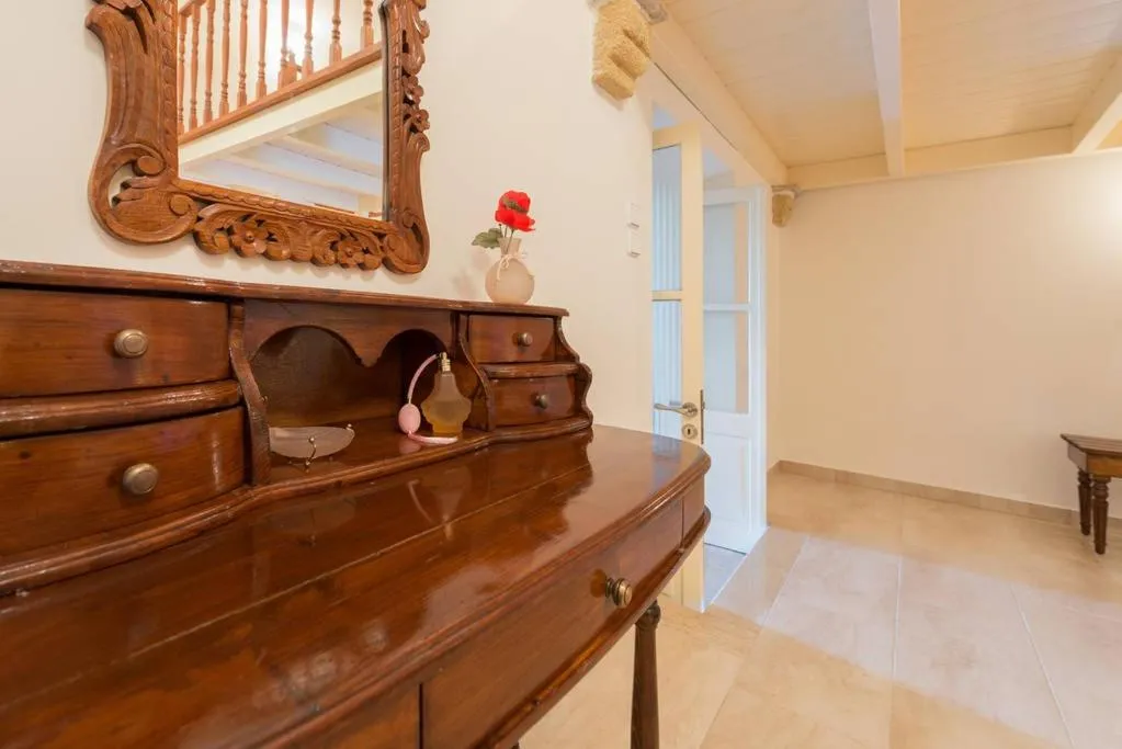 Property building in Theologos Traditional House
