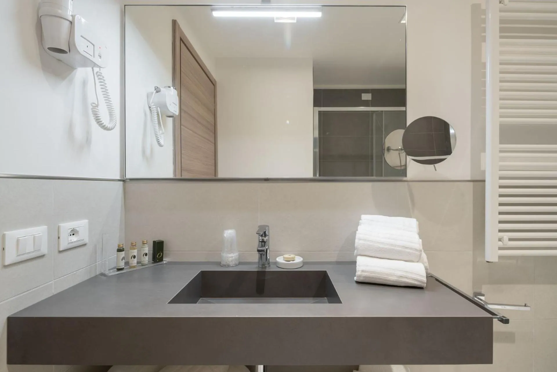 Bathroom in Hotel Iris Jesolo