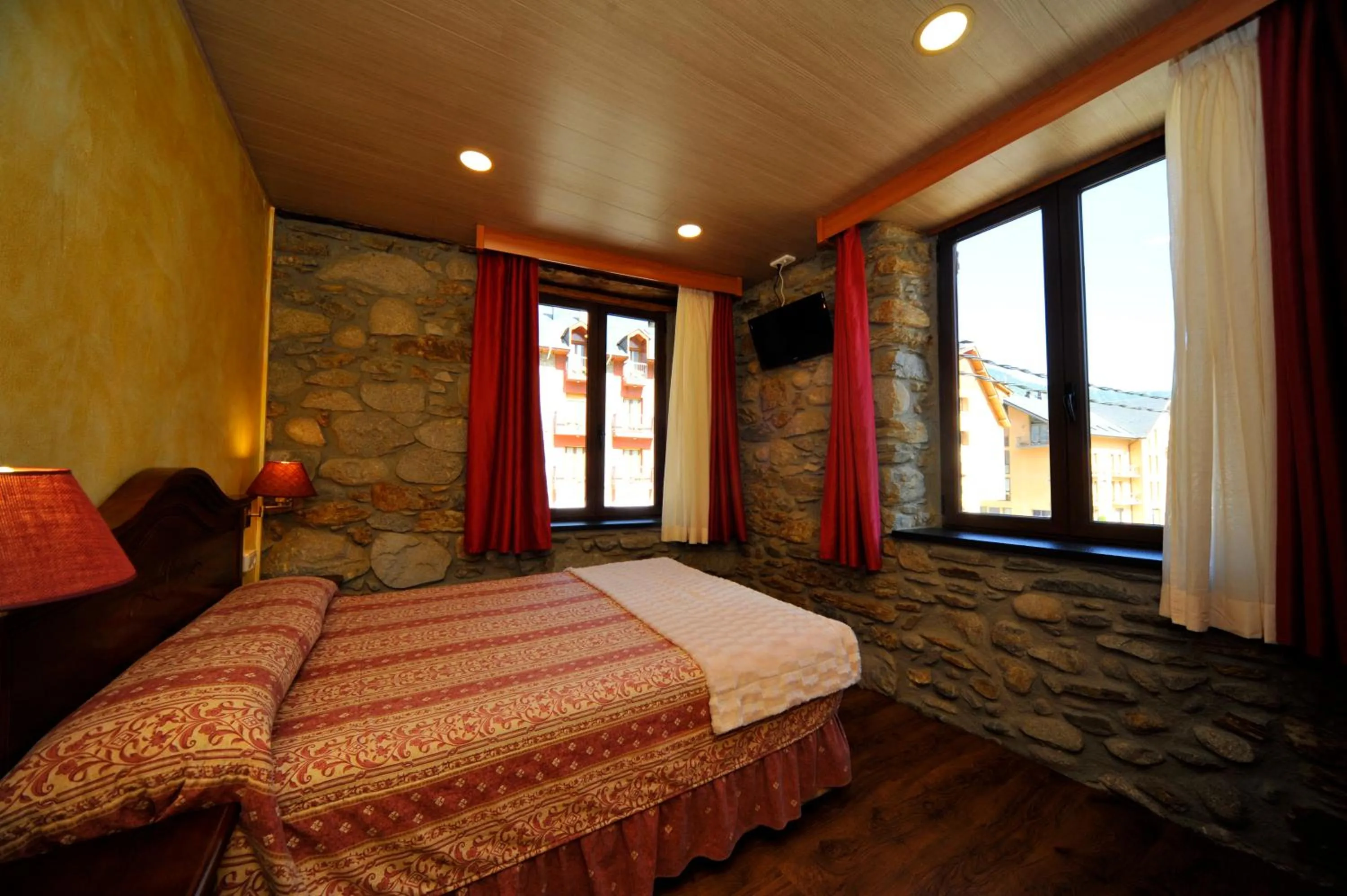 Bed in Hotel Vall d´Aneu