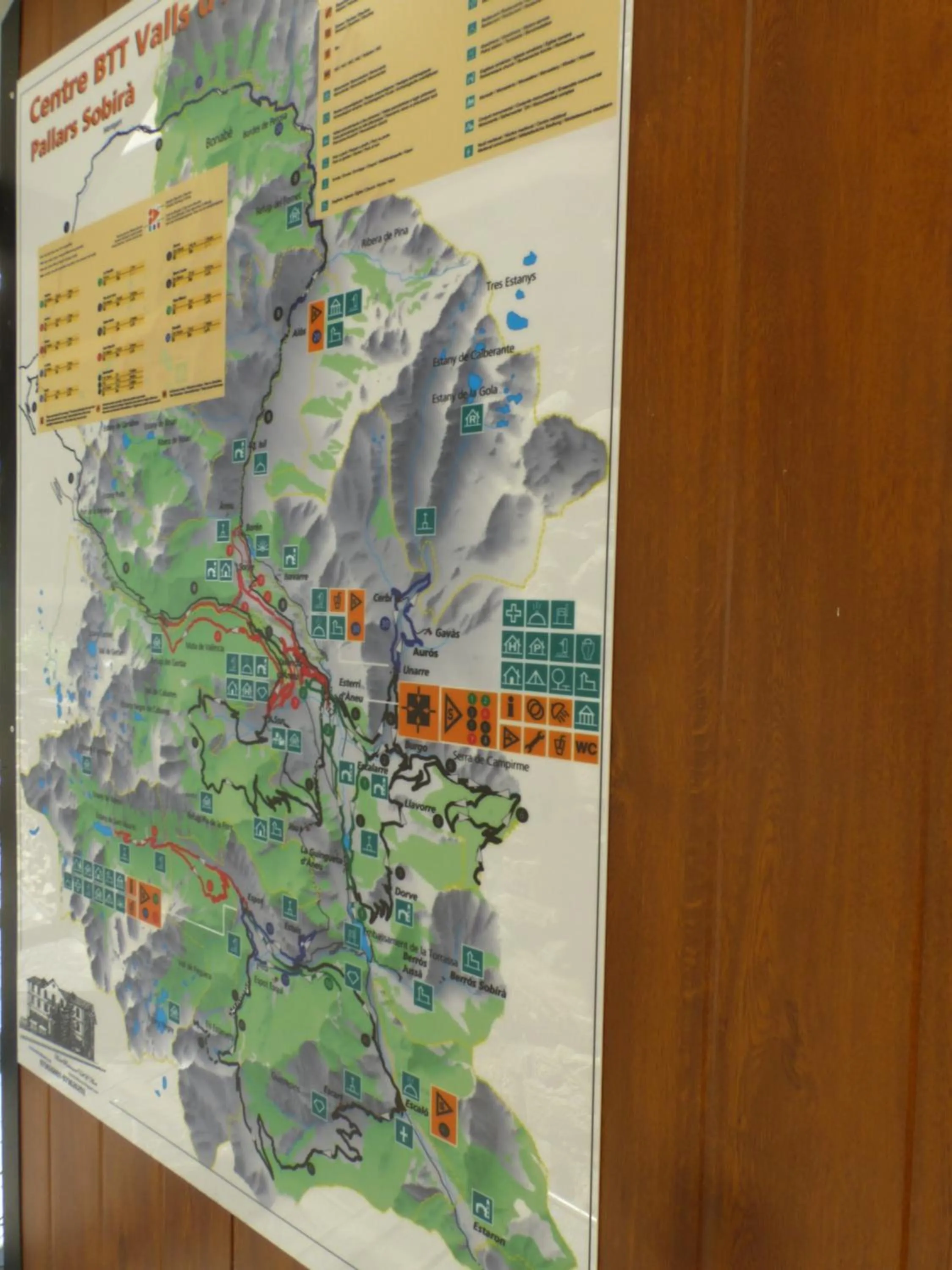 Logo/Certificate/Sign in Hotel Vall d´Aneu