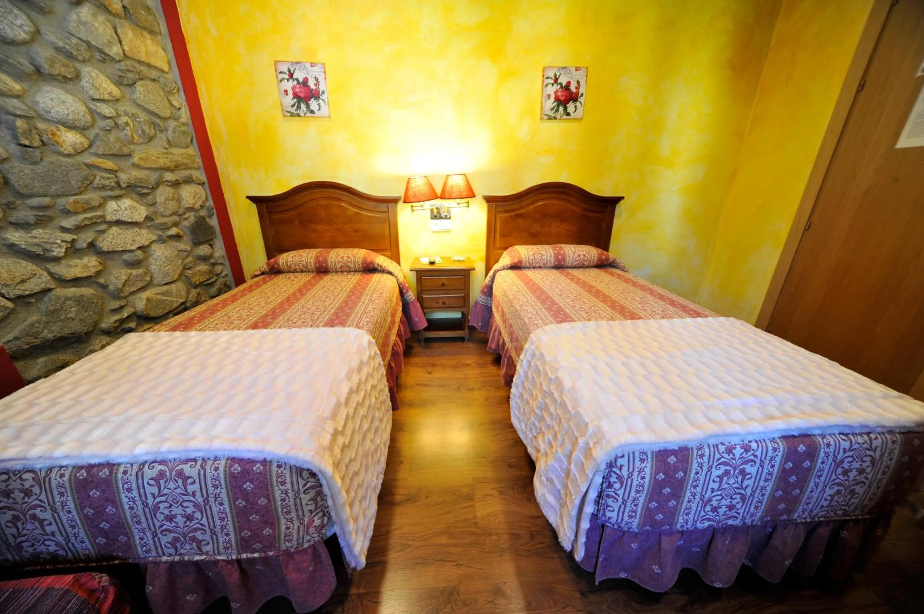 Bed in Hotel Vall d´Aneu