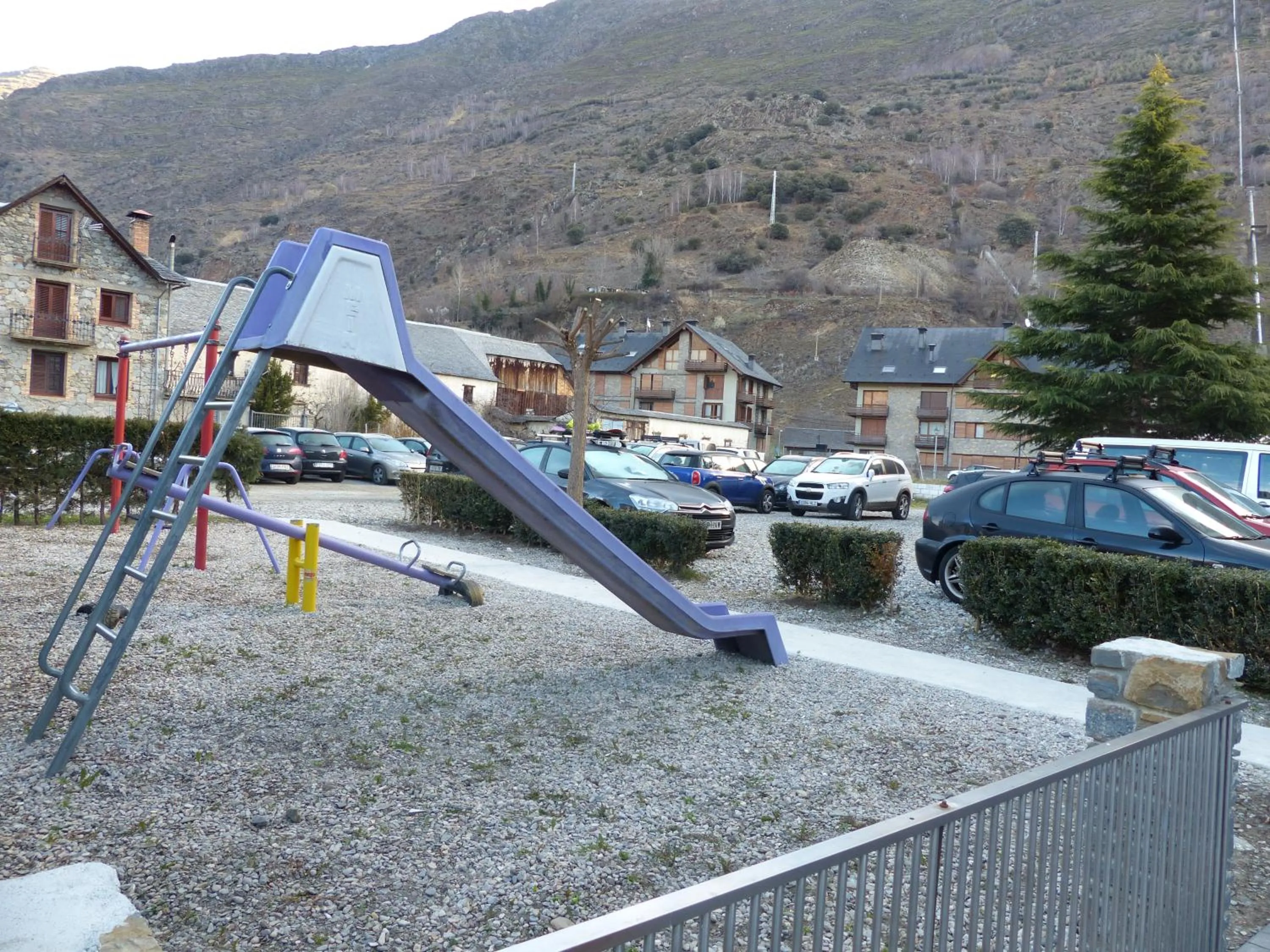 Children play ground in Hotel Vall d´Aneu