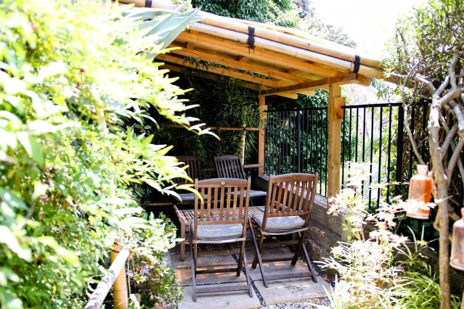 Patio in Le Panoramic Boutique Hôtel