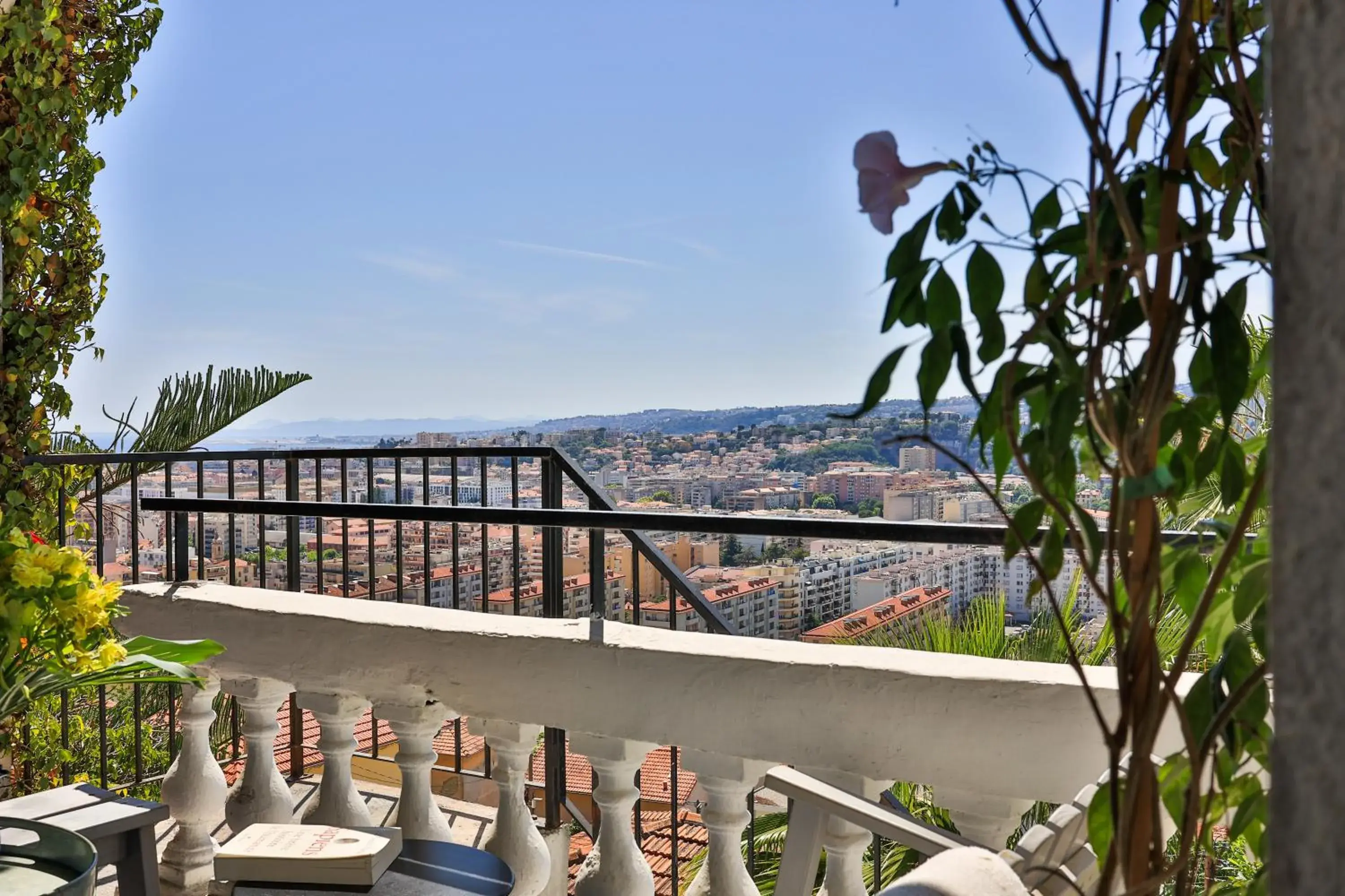 Sea view, Balcony/Terrace in Le Panoramic Boutique Hôtel