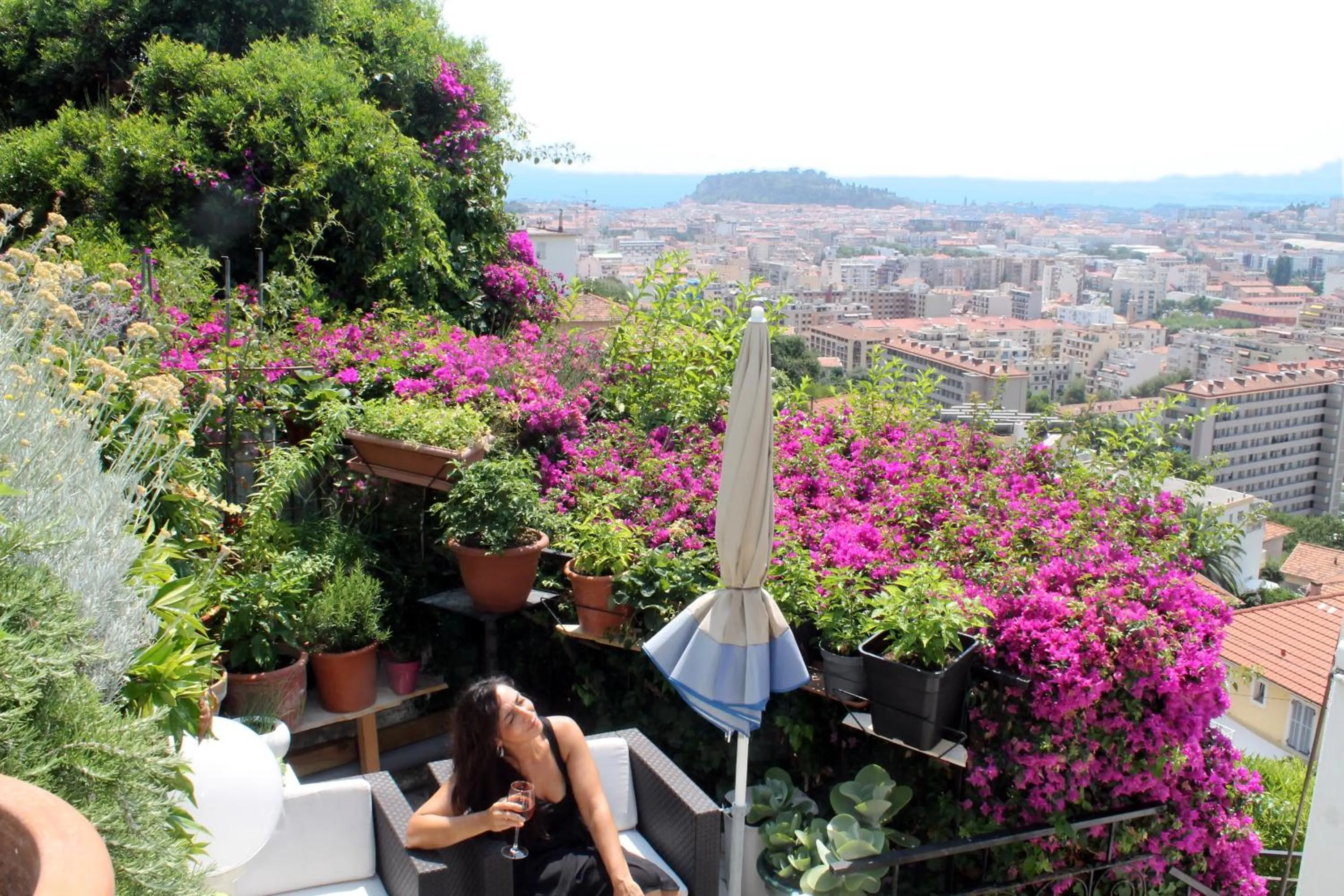 Balcony/Terrace in Le Panoramic Boutique Hôtel