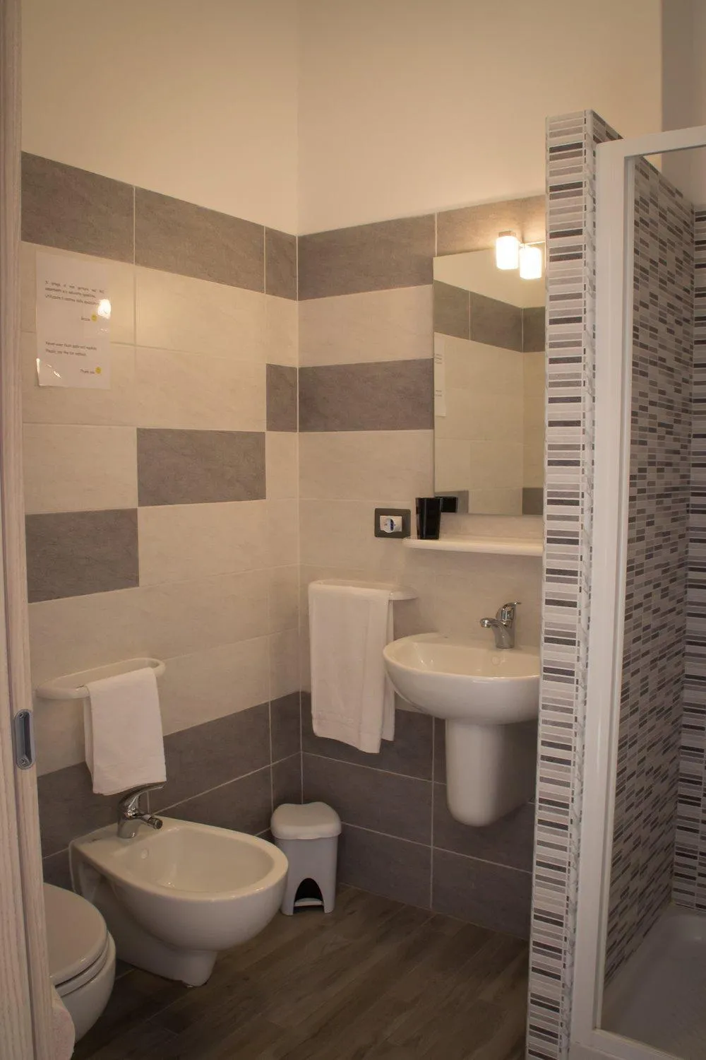 Bathroom in Rocca Pinta Guest House