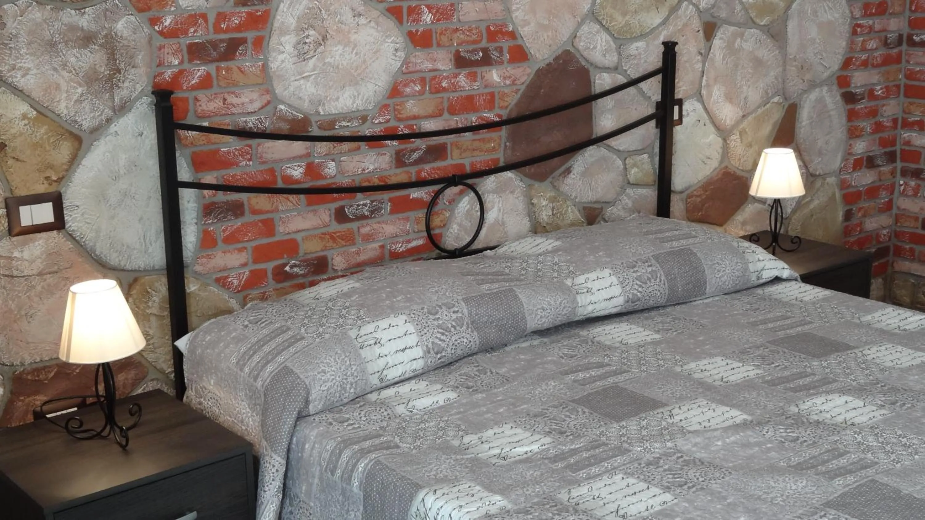 Bed in Rocca Pinta Guest House
