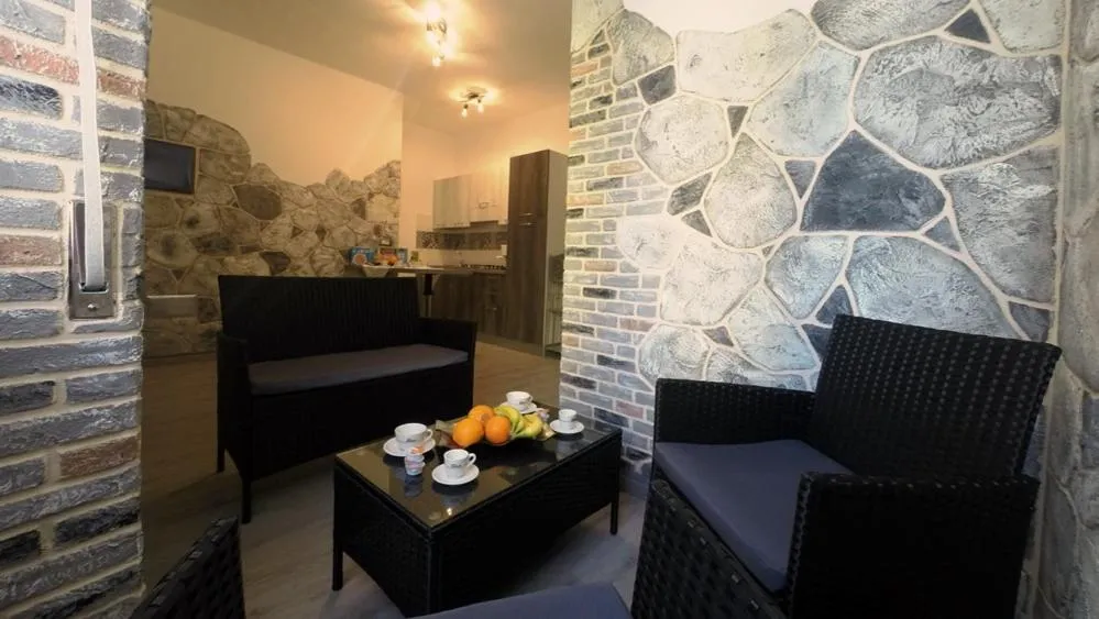 Communal lounge/ TV room in Rocca Pinta Guest House