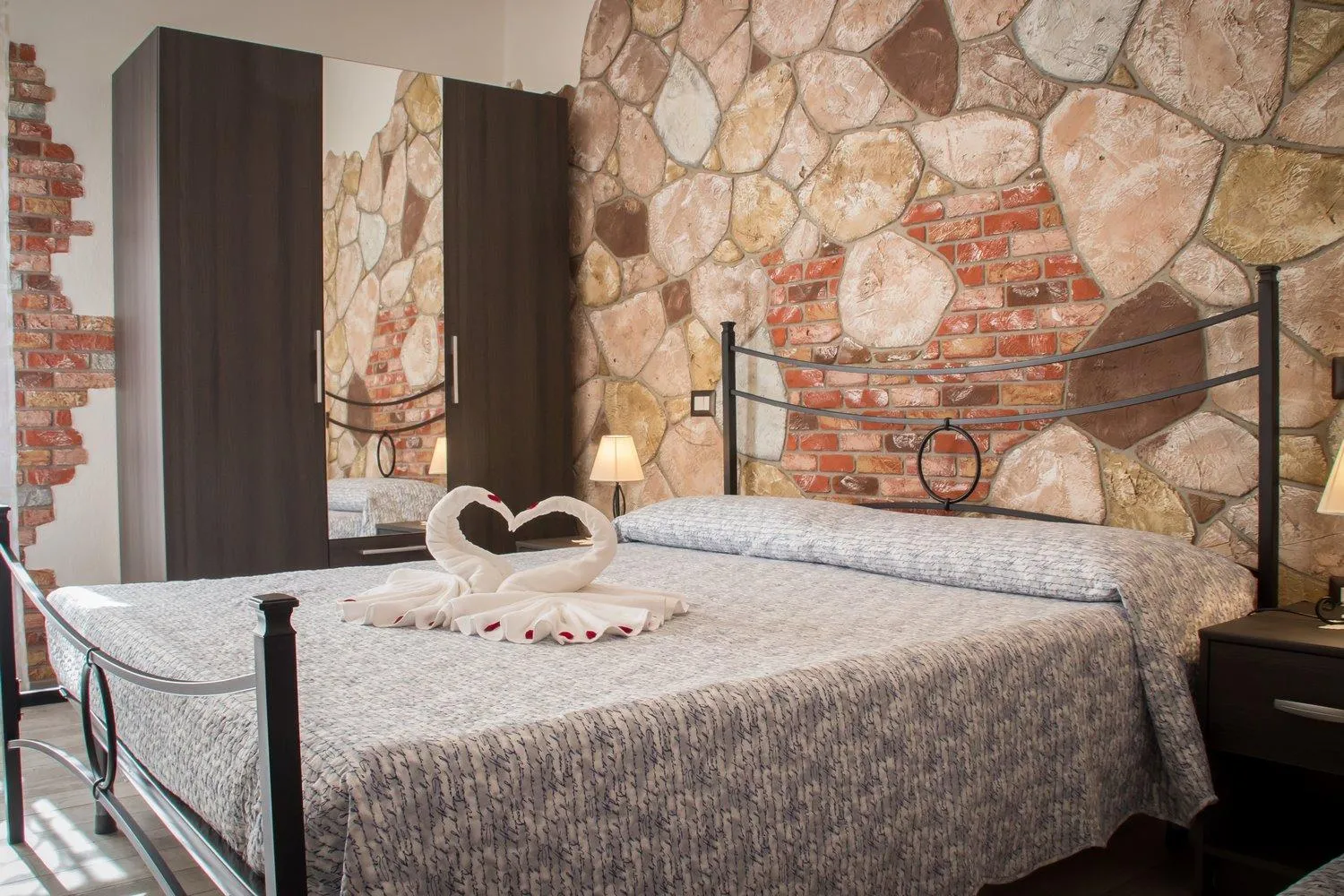 Photo of the whole room, Bed in Rocca Pinta Guest House