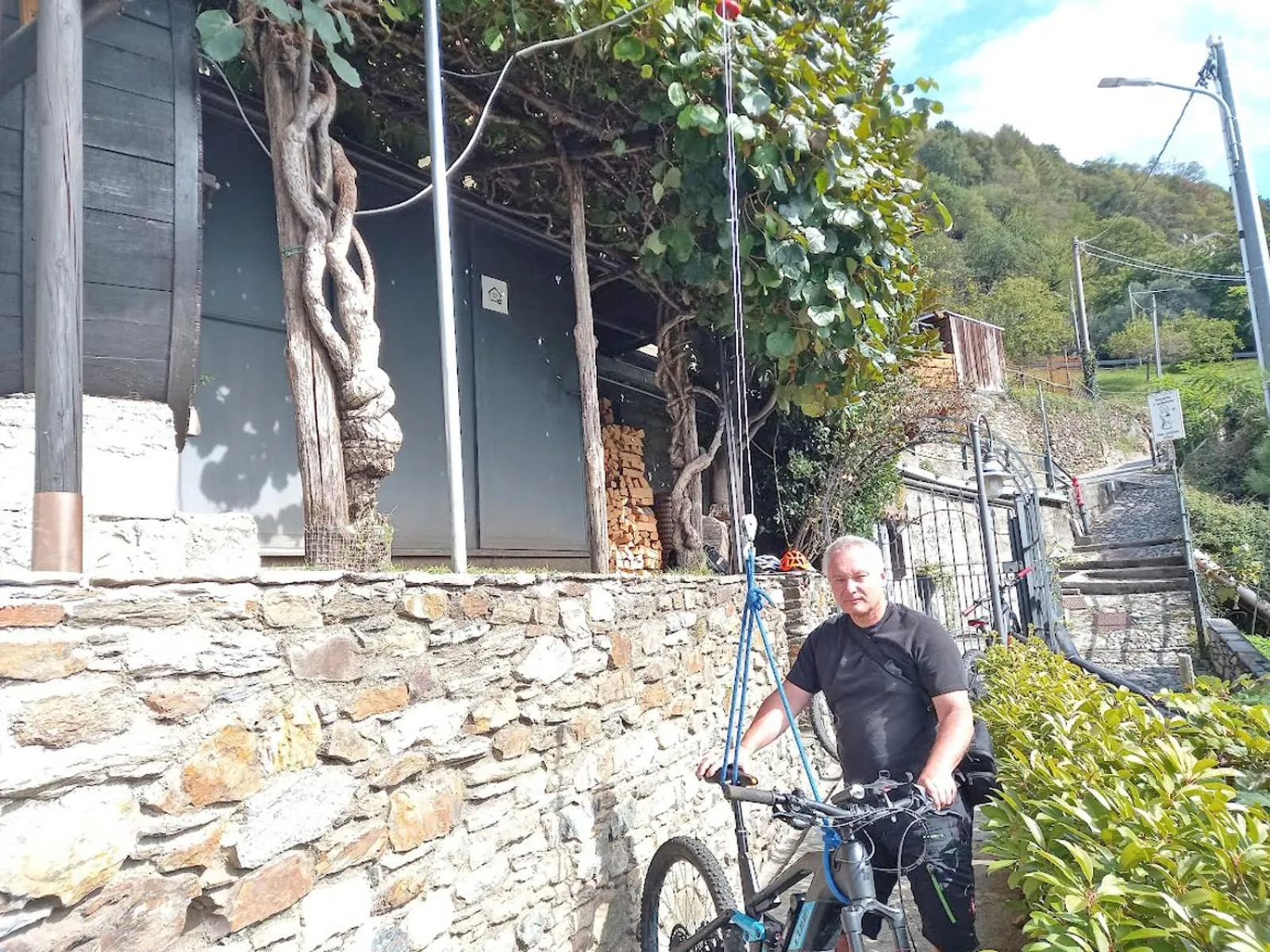 Cycling in Barolo