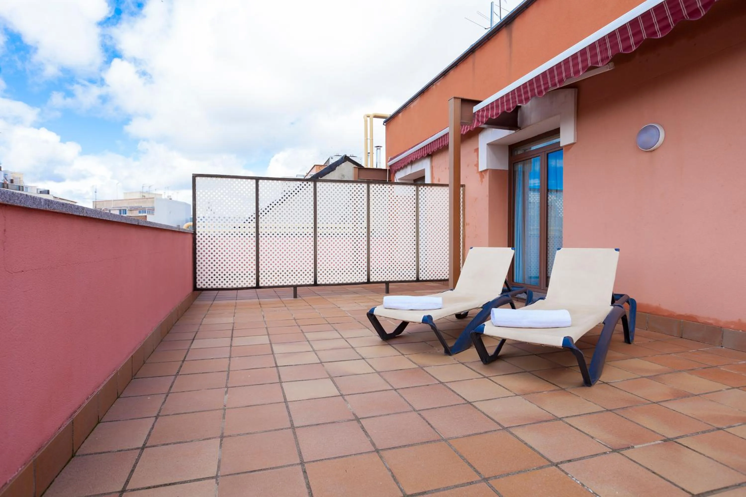 Property building in Agora Juan de Austria