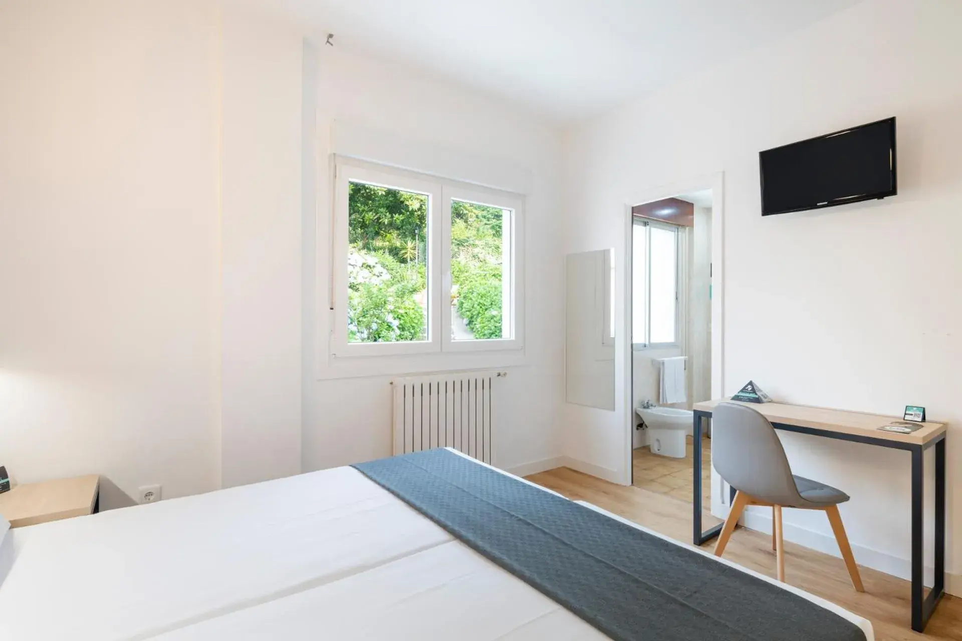 Bed in Hotel Alda Vía Norte Bed in Hotel Alda Vía Norte